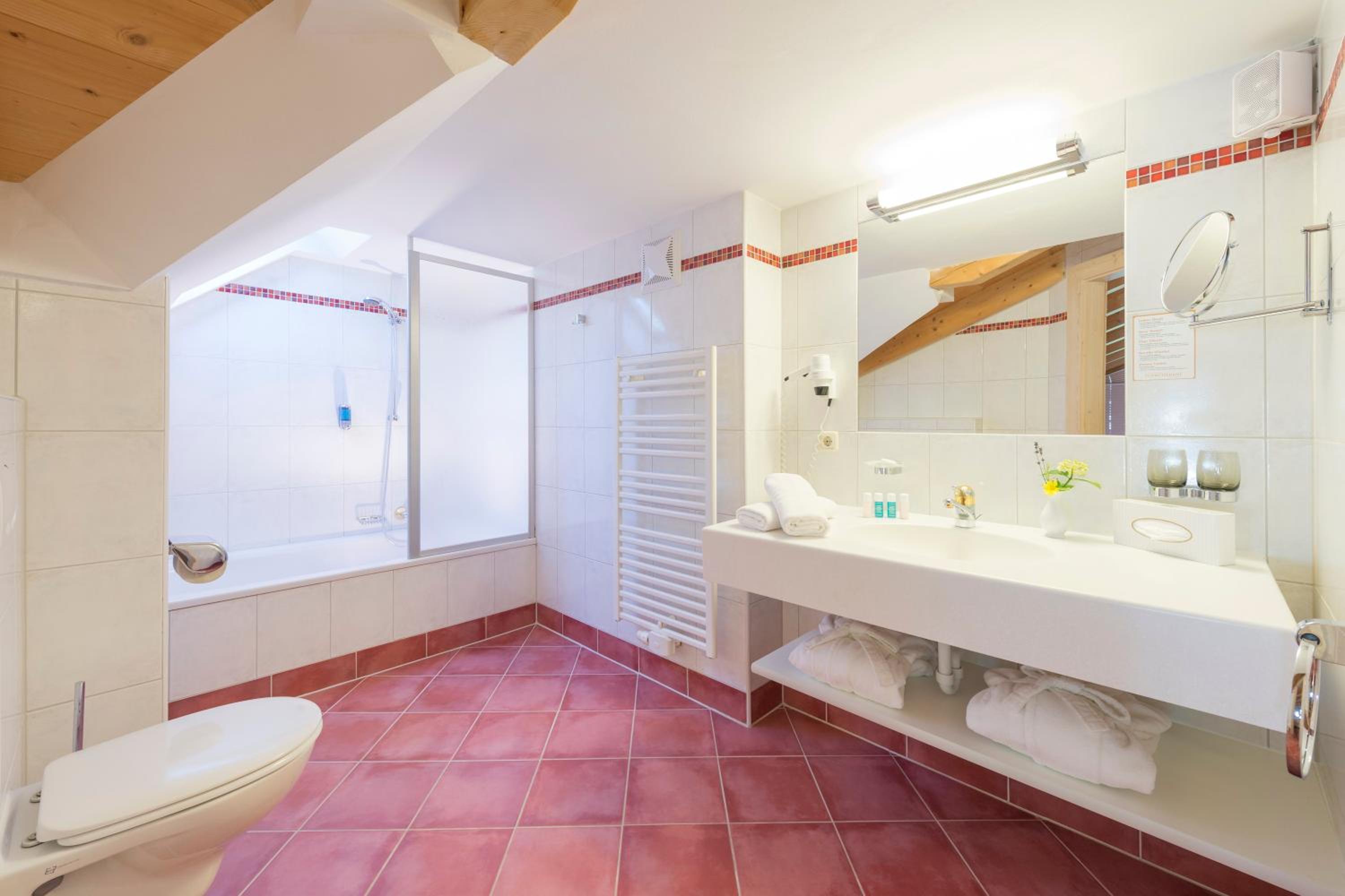 Deluxe Double Room - Photo 4