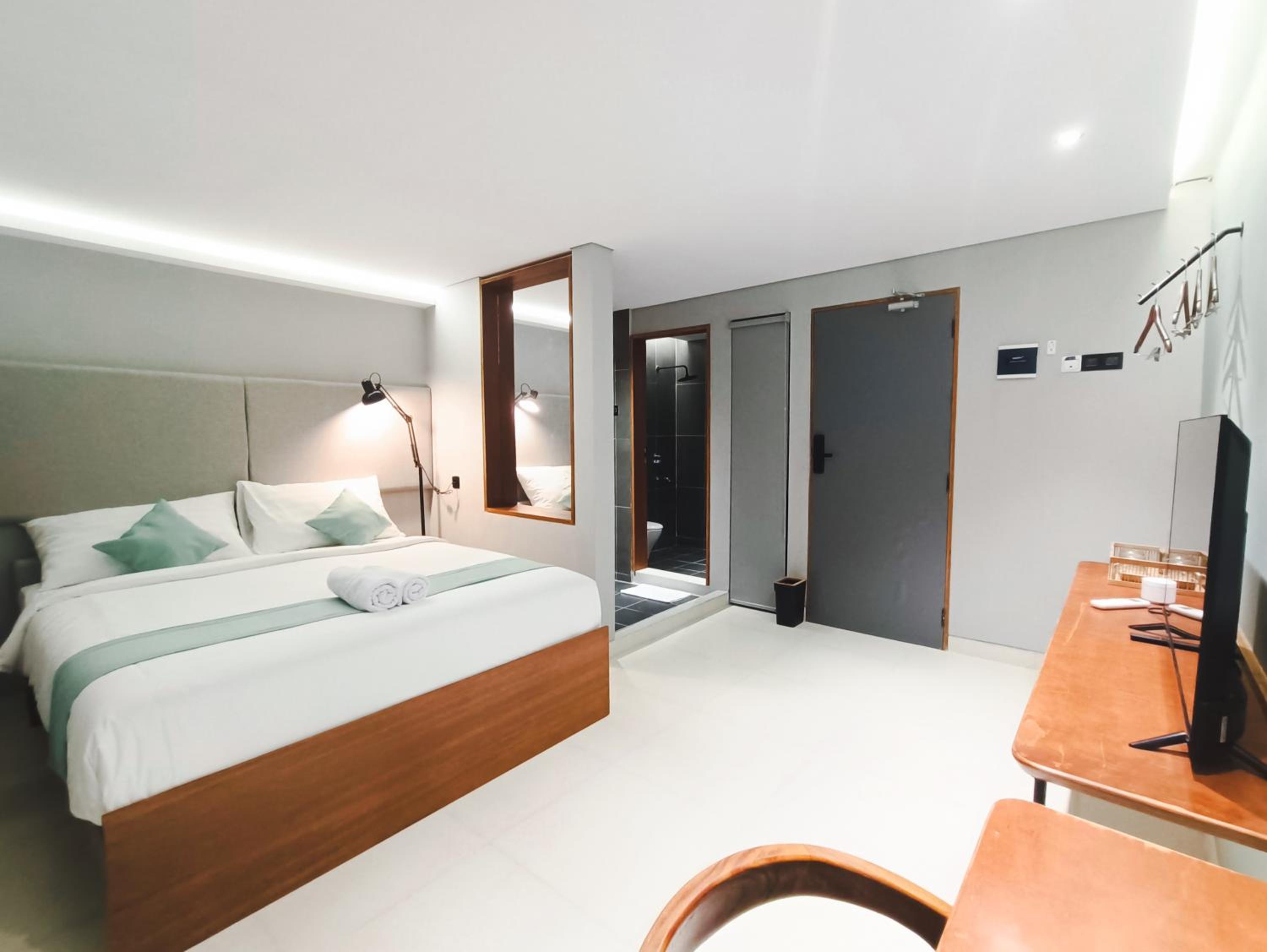 Deluxe Double Room - Photo 1