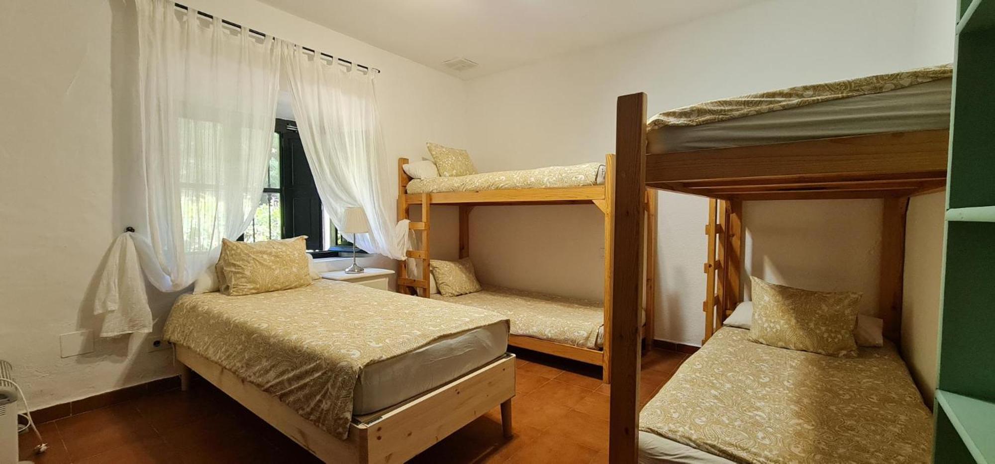 Four-Bedroom Villa (12 Adults) photo 2