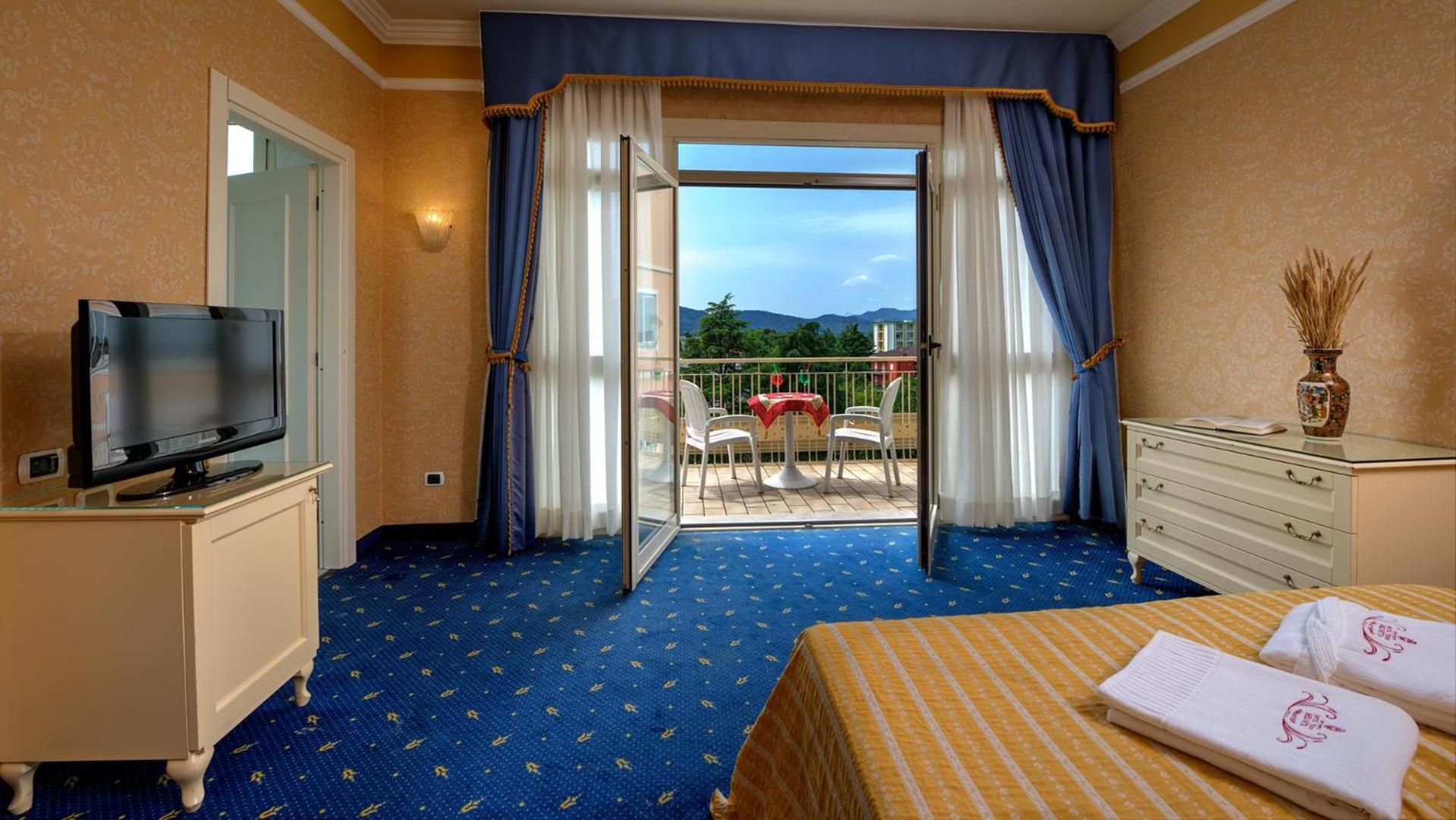 Junior Suite - Photo 1