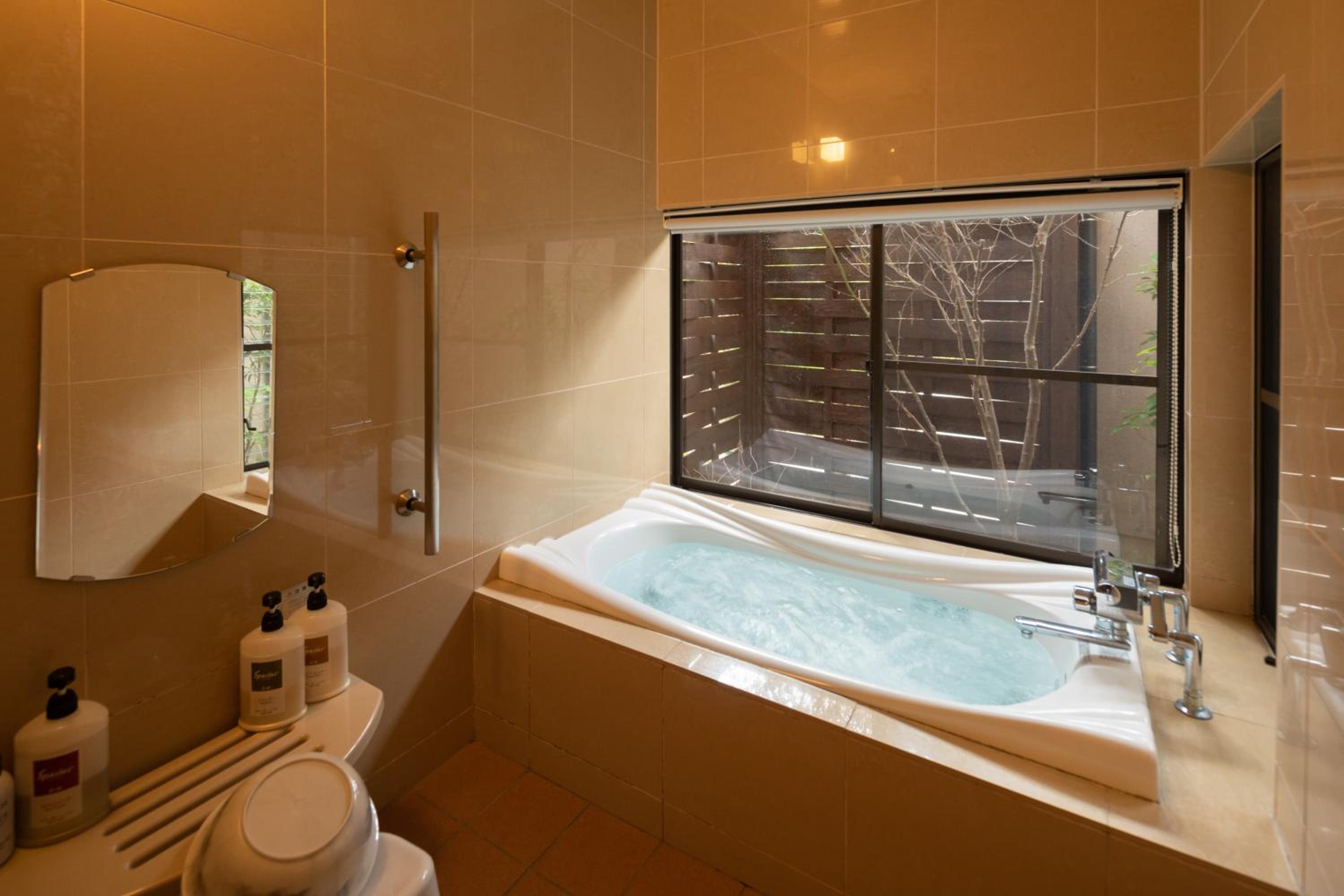 Villa style room with indoor bath "Nadeshiko" photo 3