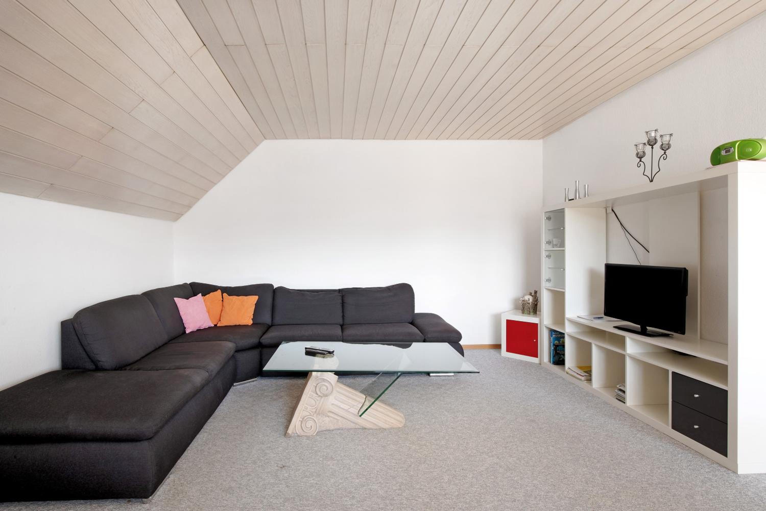 Two-Bedroom Deluxe Apartment with Garden View