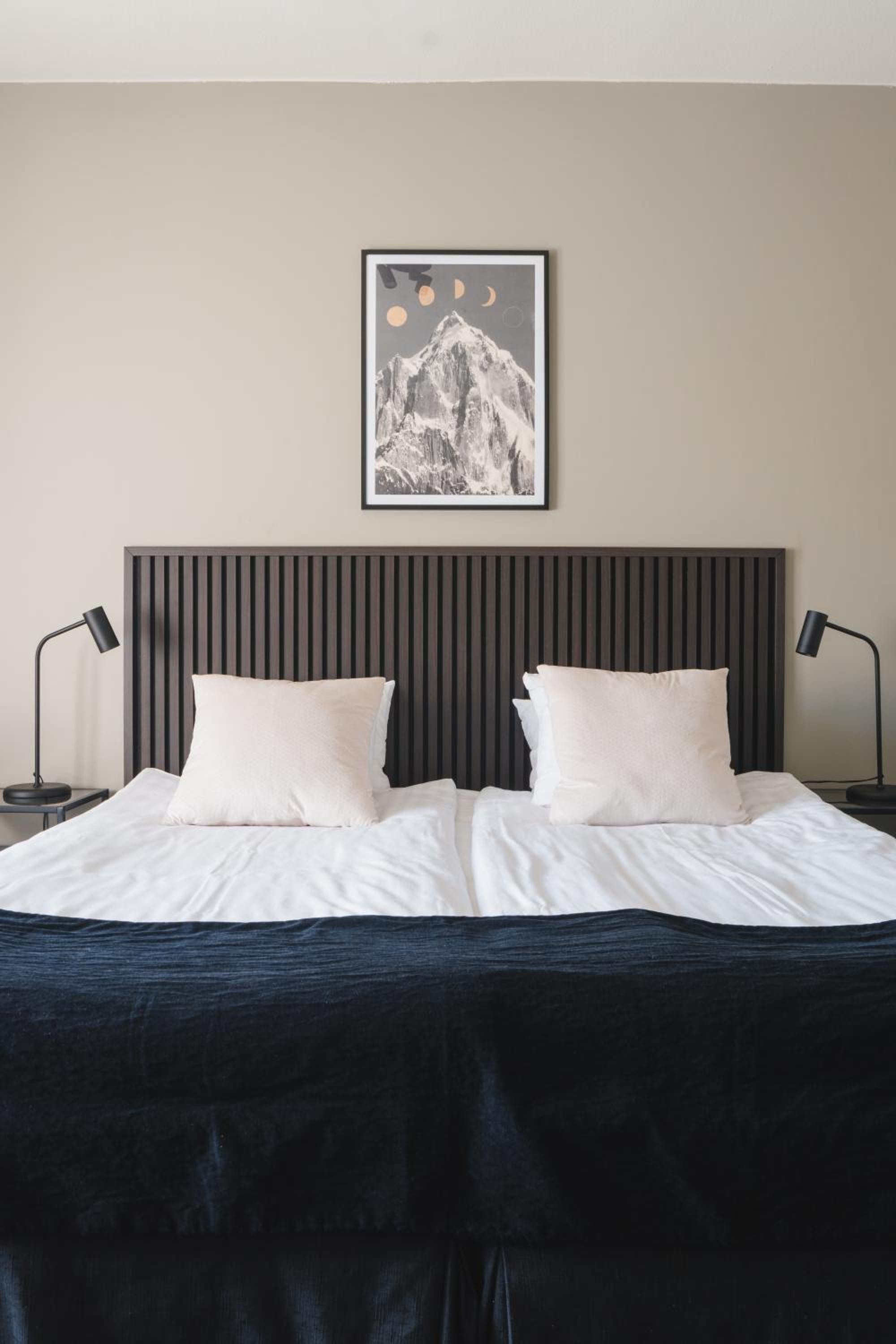 Standard Double Room - Photo 9