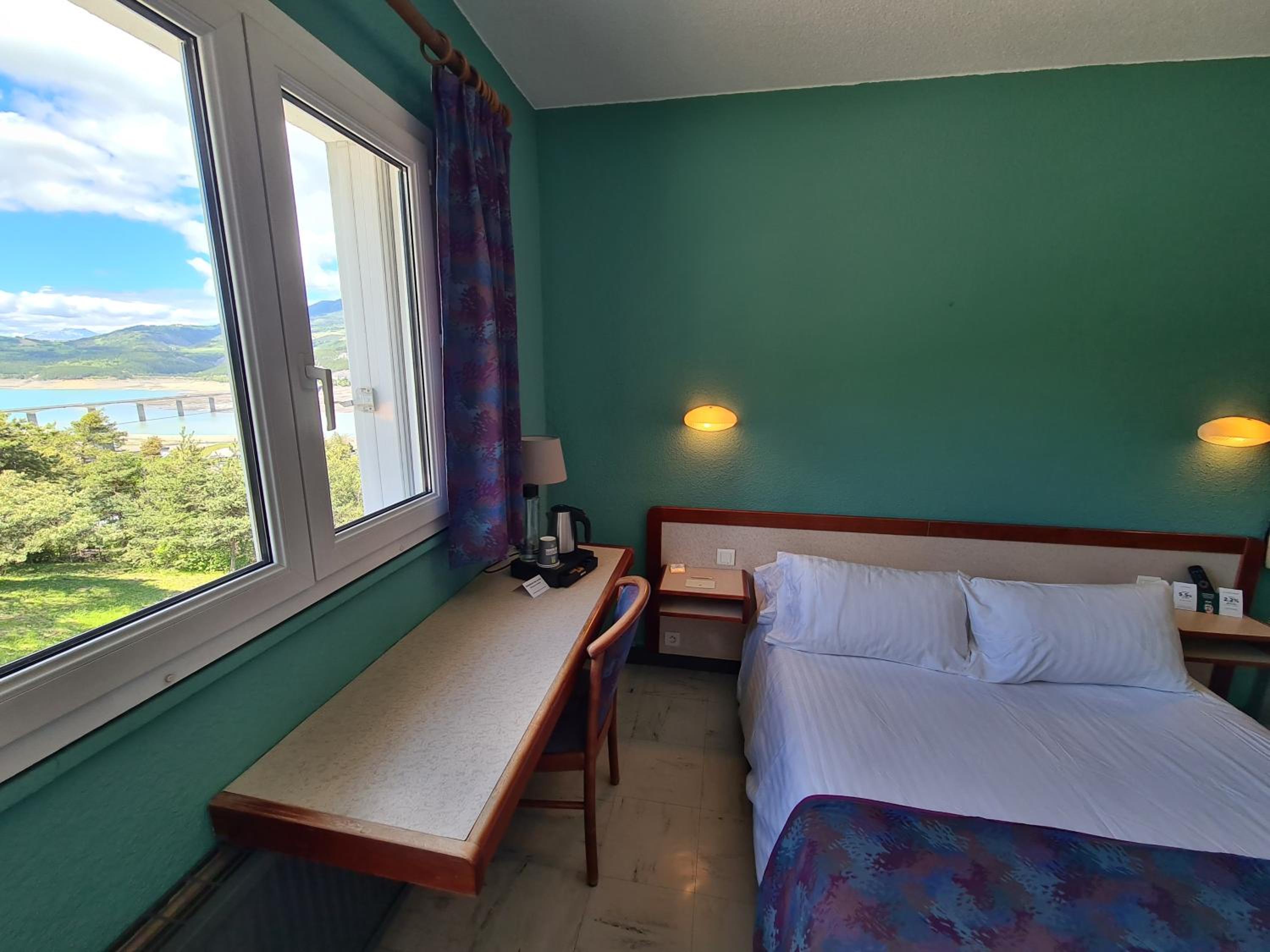 Double Room with Lake View photo 1