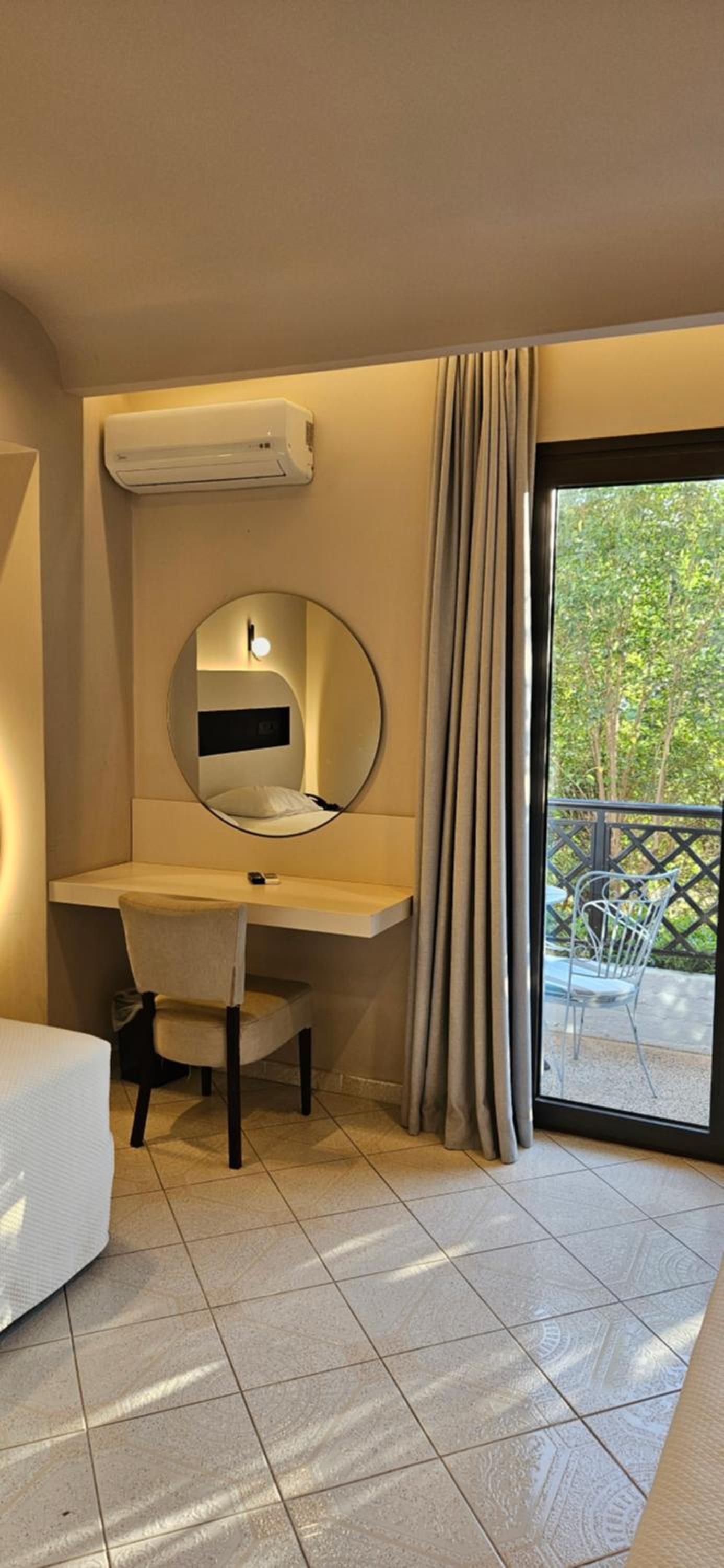 Standard Triple Room - Photo 14