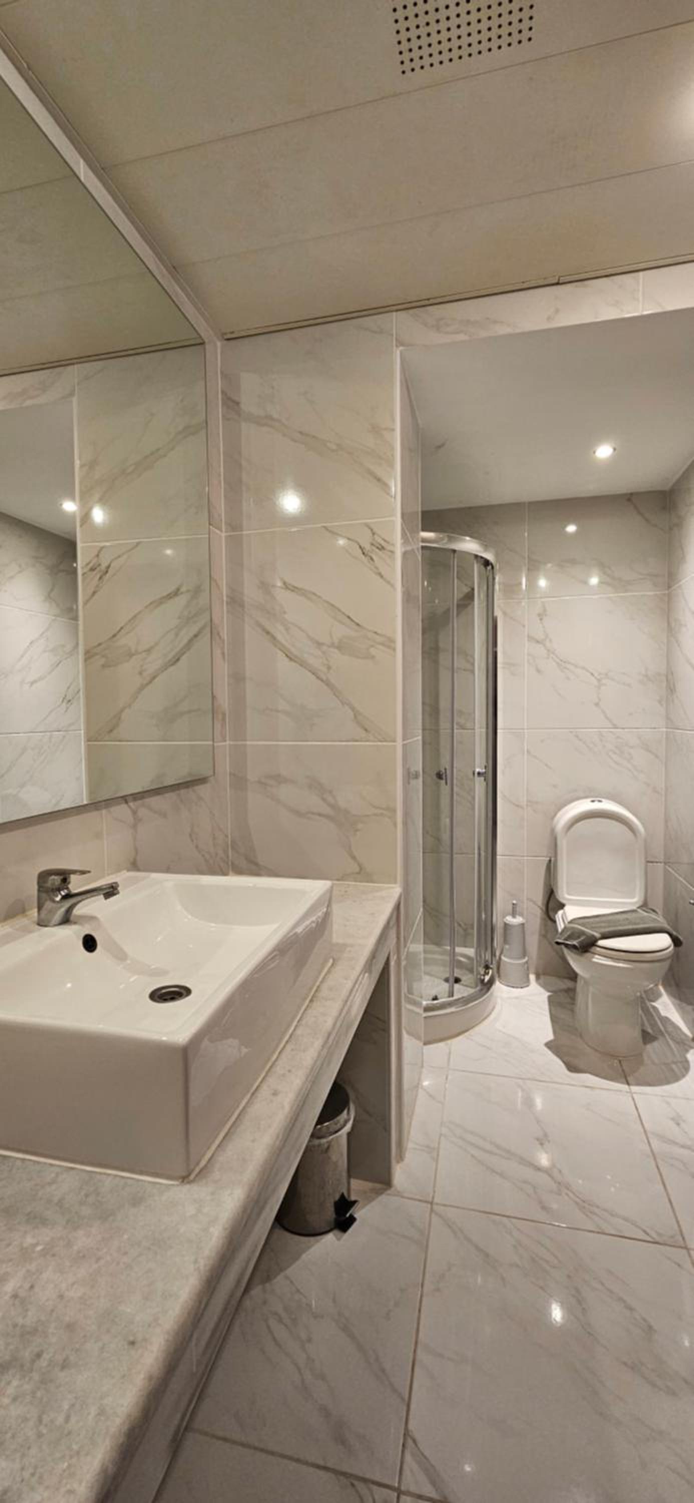 Standard Triple Room - Photo 19