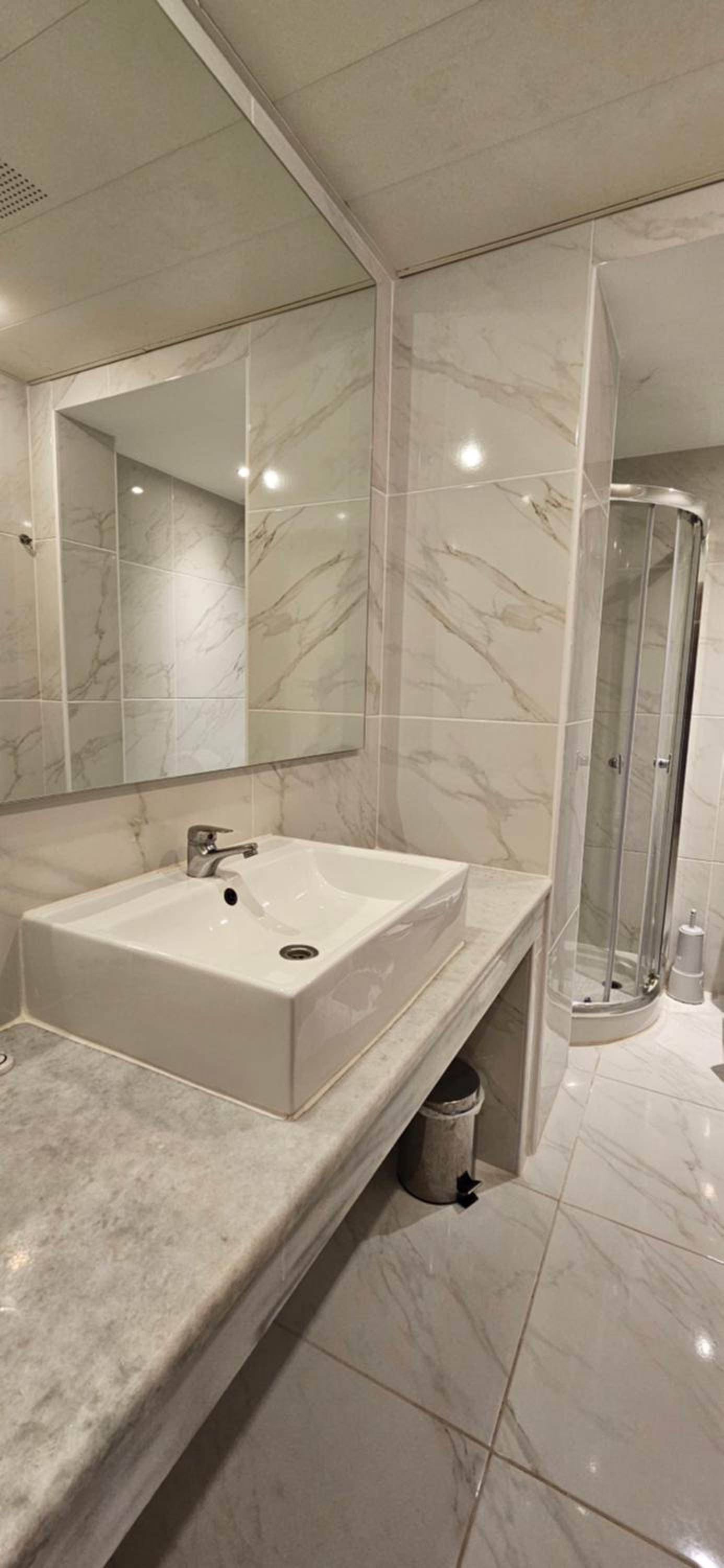 Standard Triple Room - Photo 10