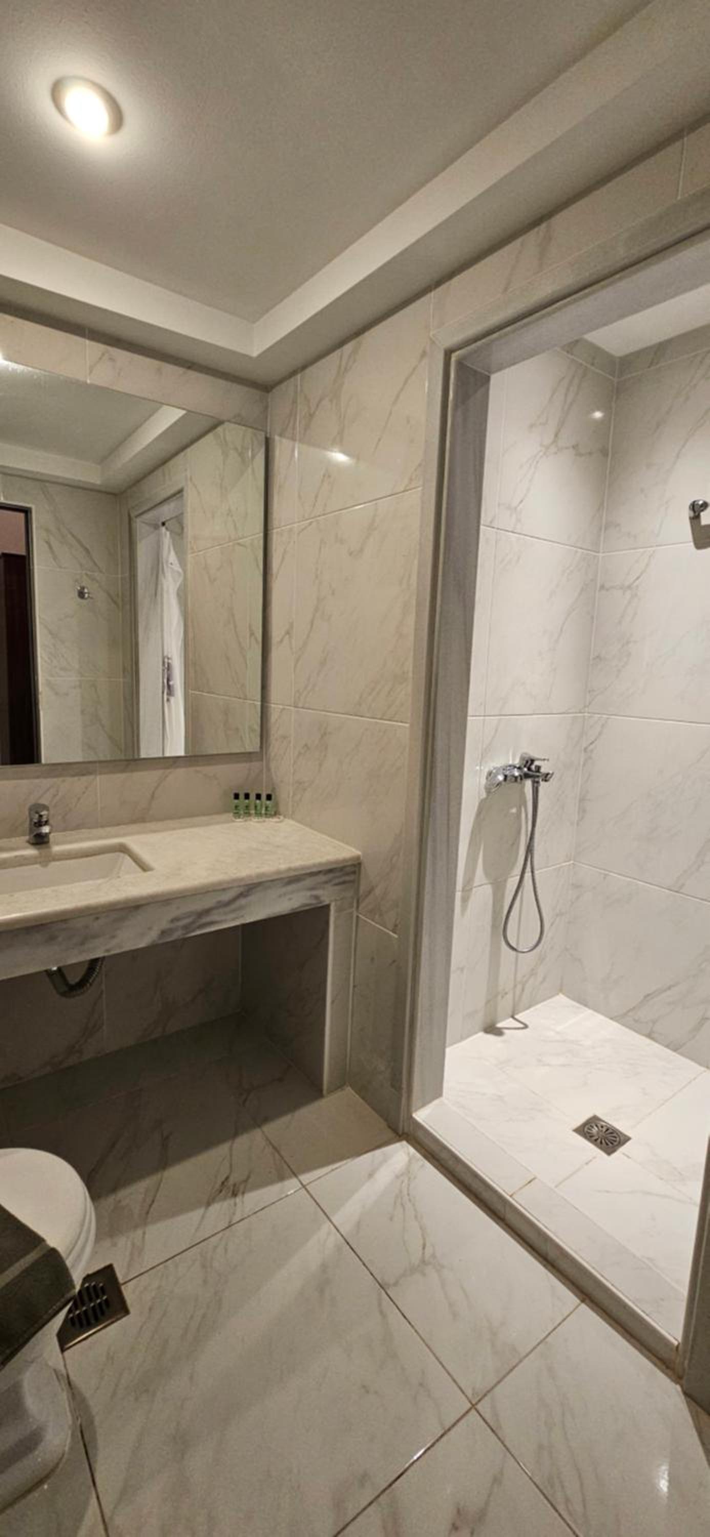 Standard Triple Room - Photo 3