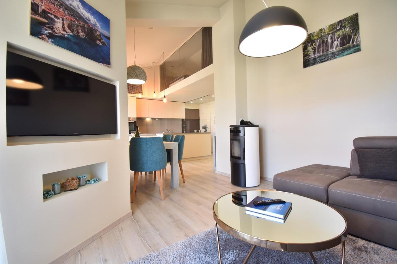 Apartment photo 3