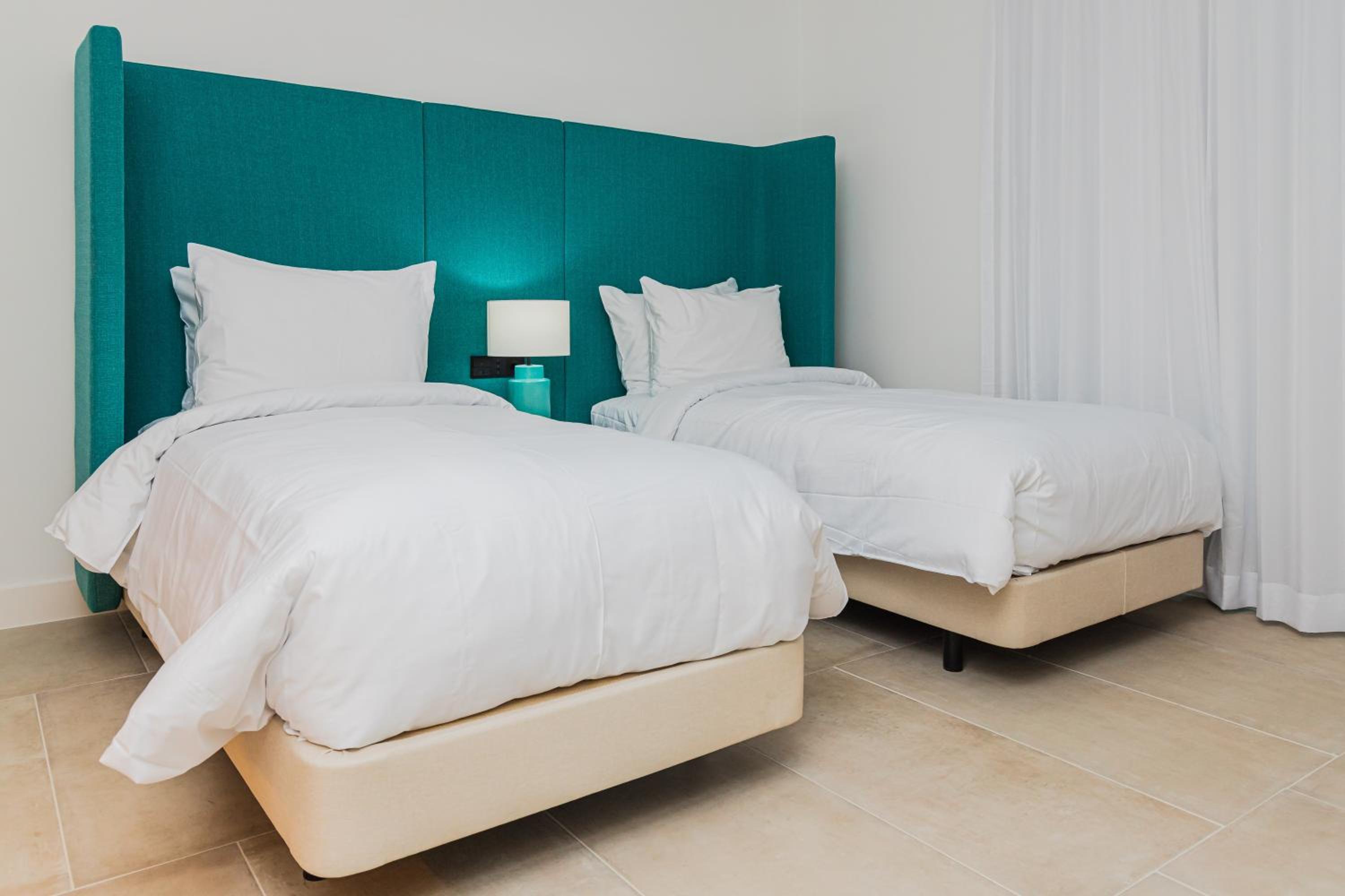 Premium Two-Bedroom Suite with Pool View - Non-Smoking - Photo 2