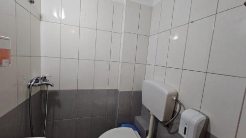 Budget Double Room photo 3
