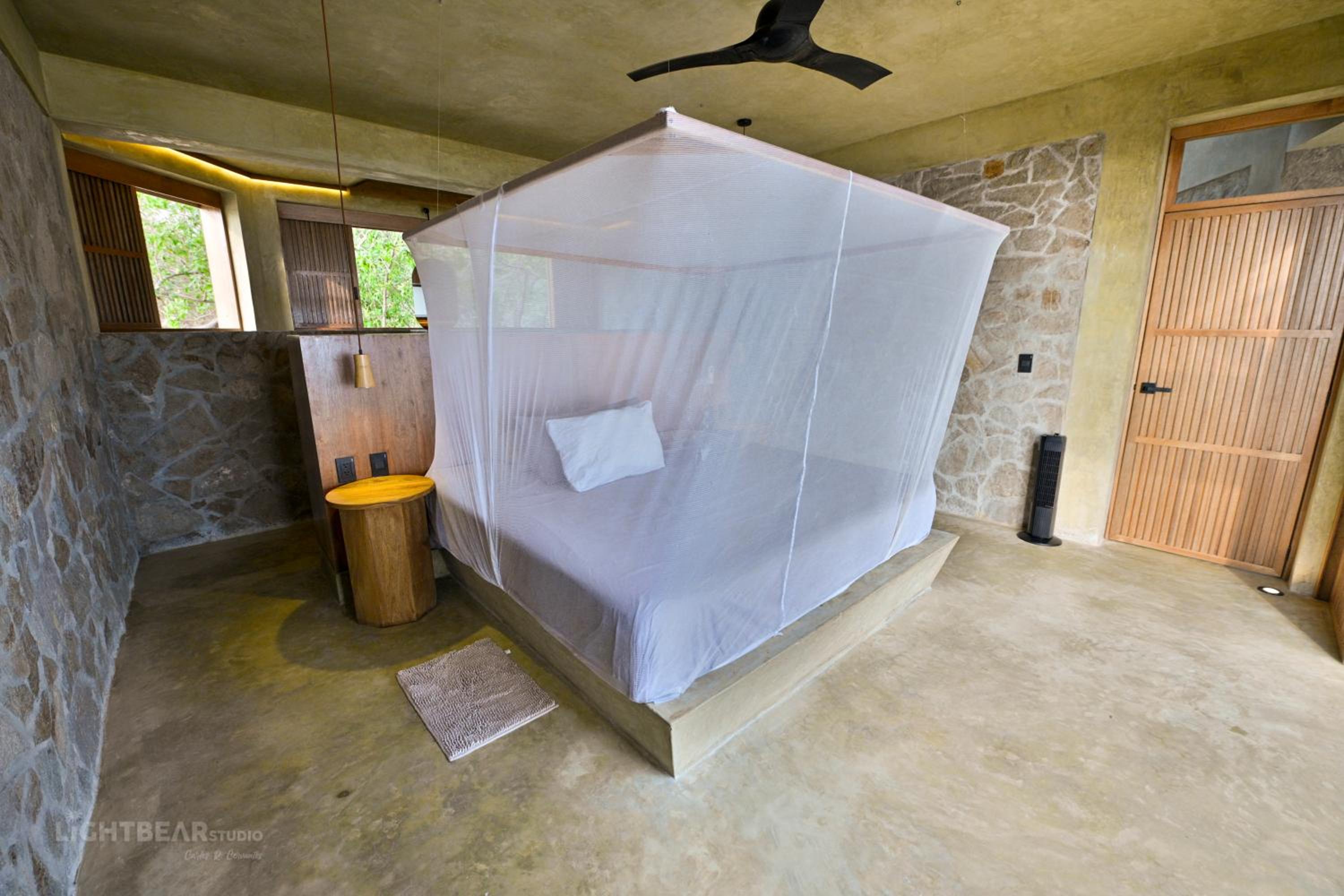 Two-Bedroom House - Photo 40