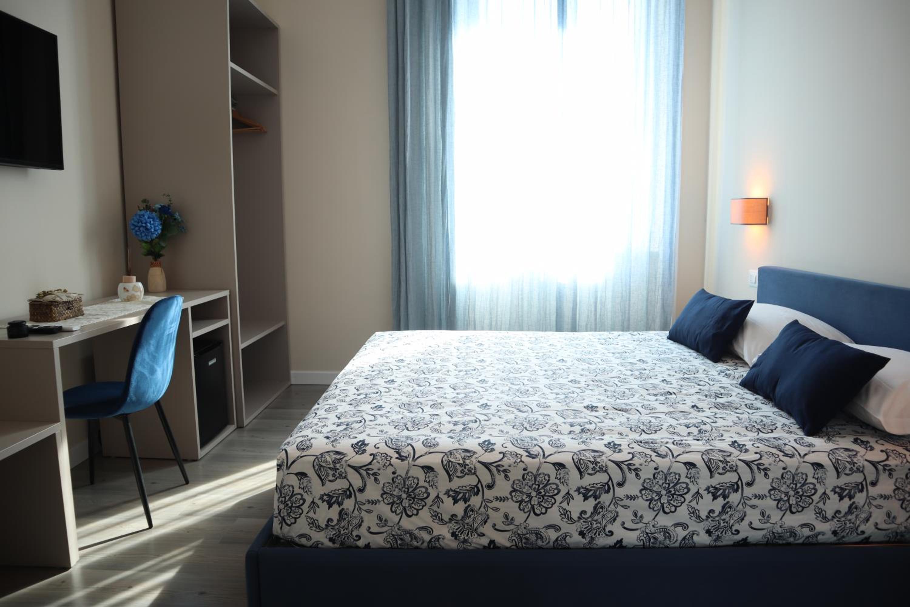 Deluxe Double Room with Sea View