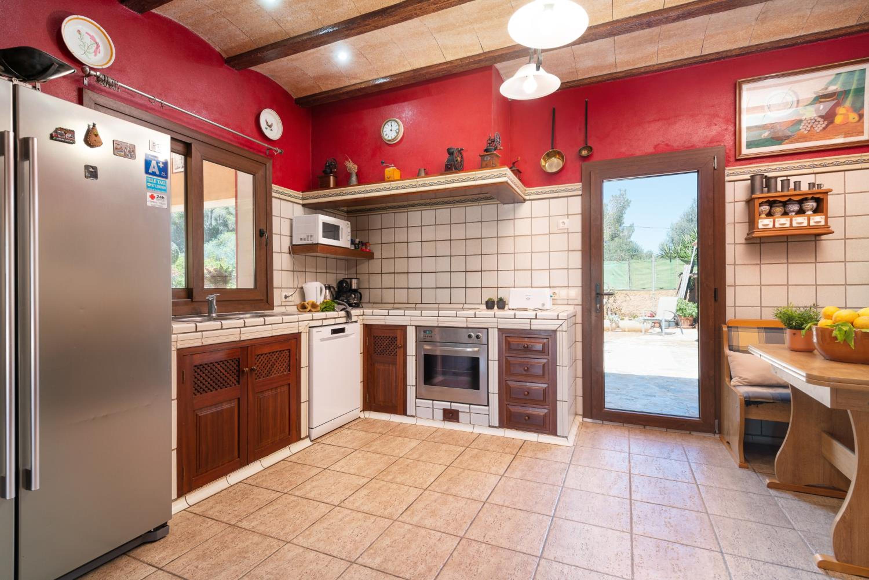 Villa photo 3