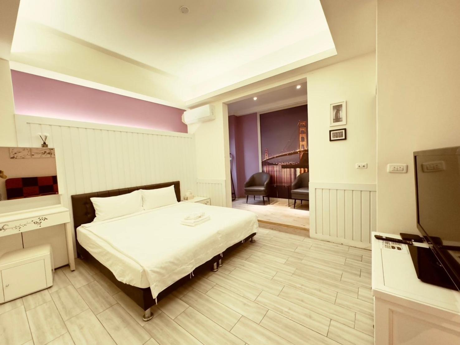 Deluxe Queen Room photo 2