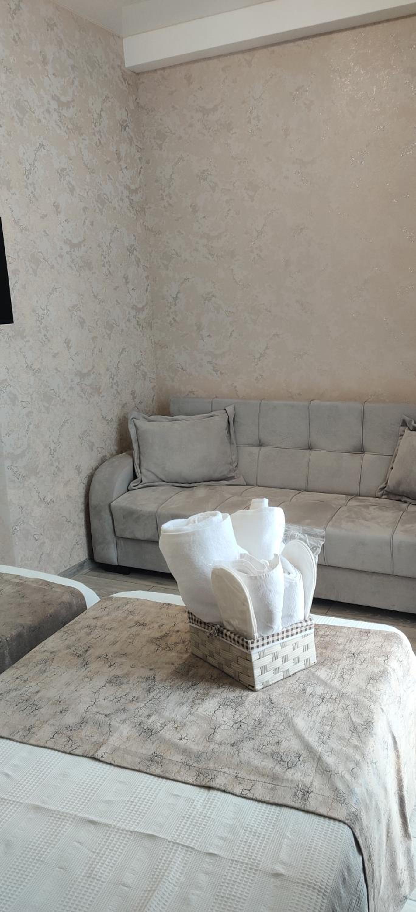 Family Room with Private Bathroom photo 3