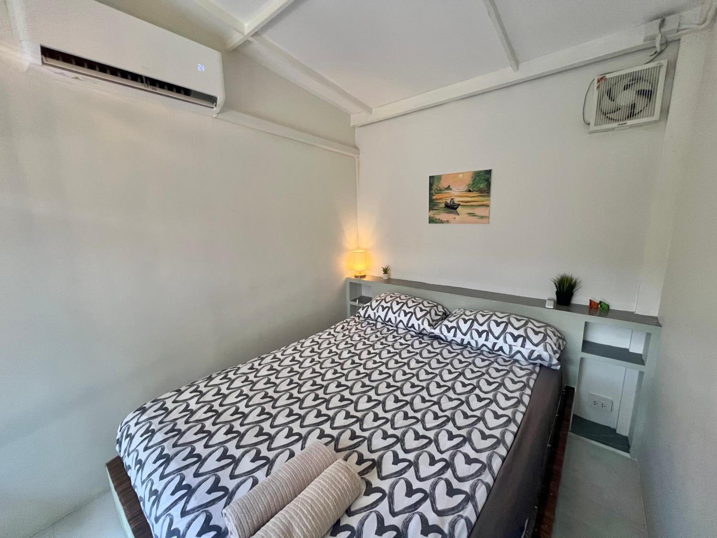 Villa with Garden View