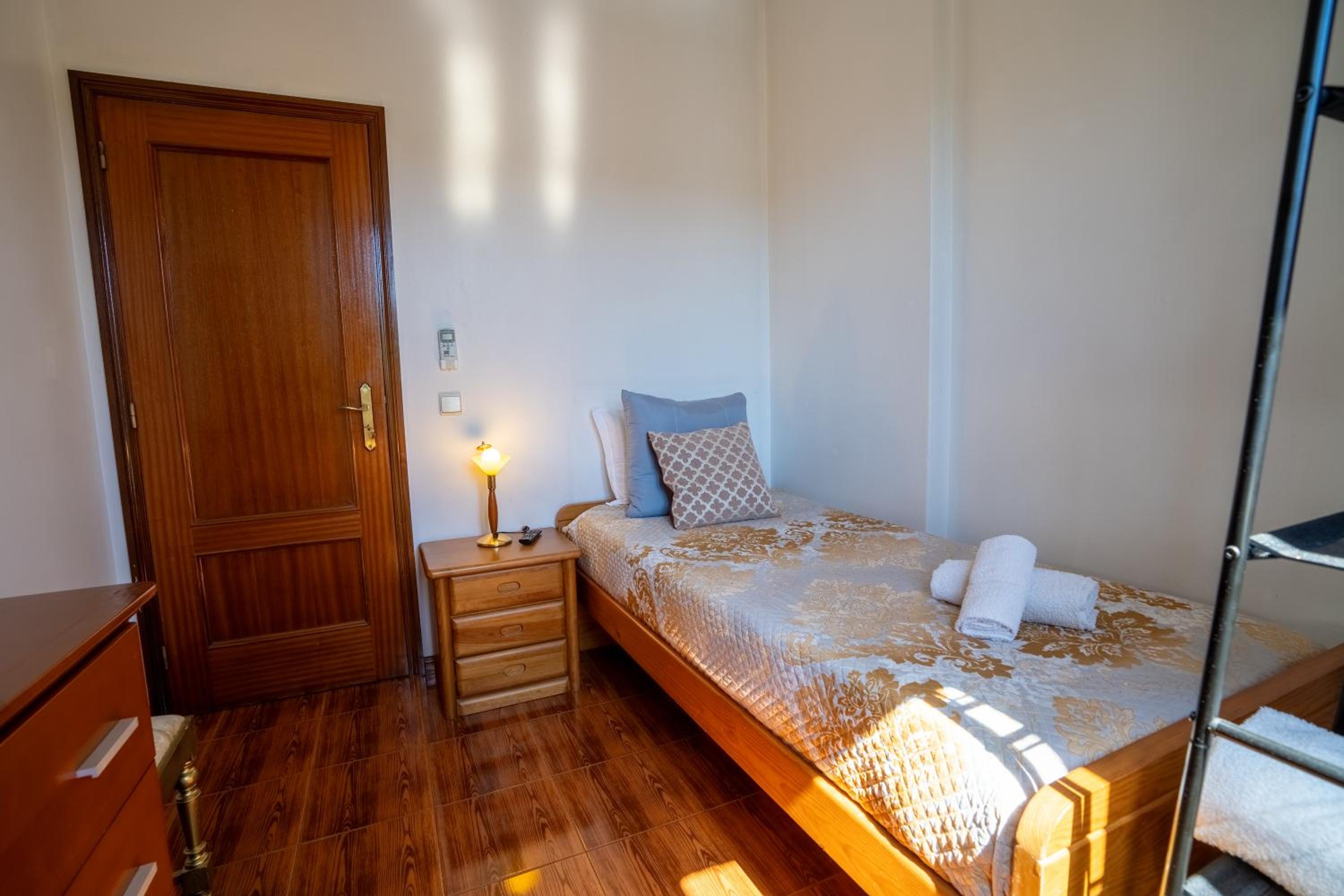 Single Room with Private External Bathroom photo 3