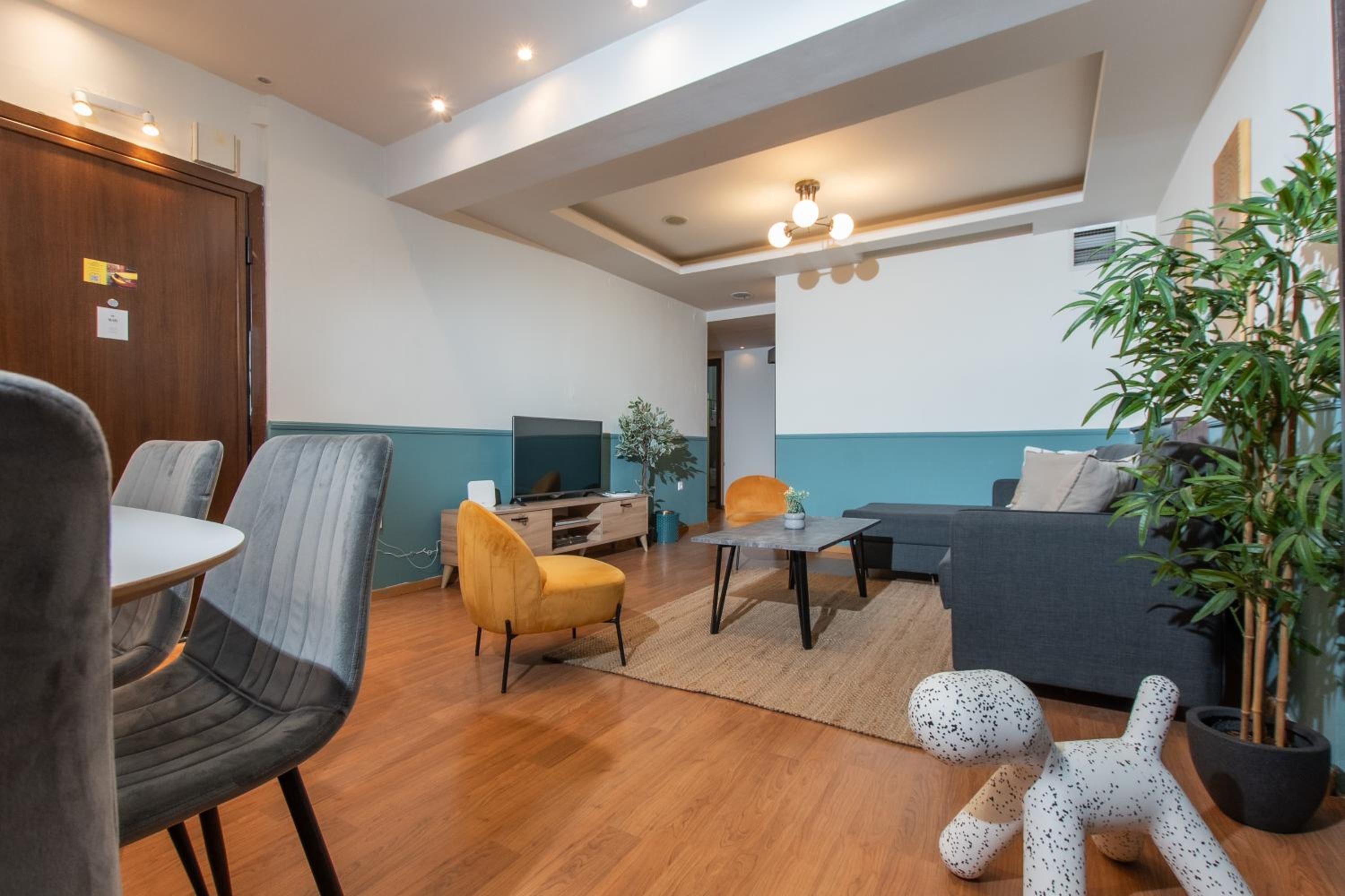 Apartment with Balcony