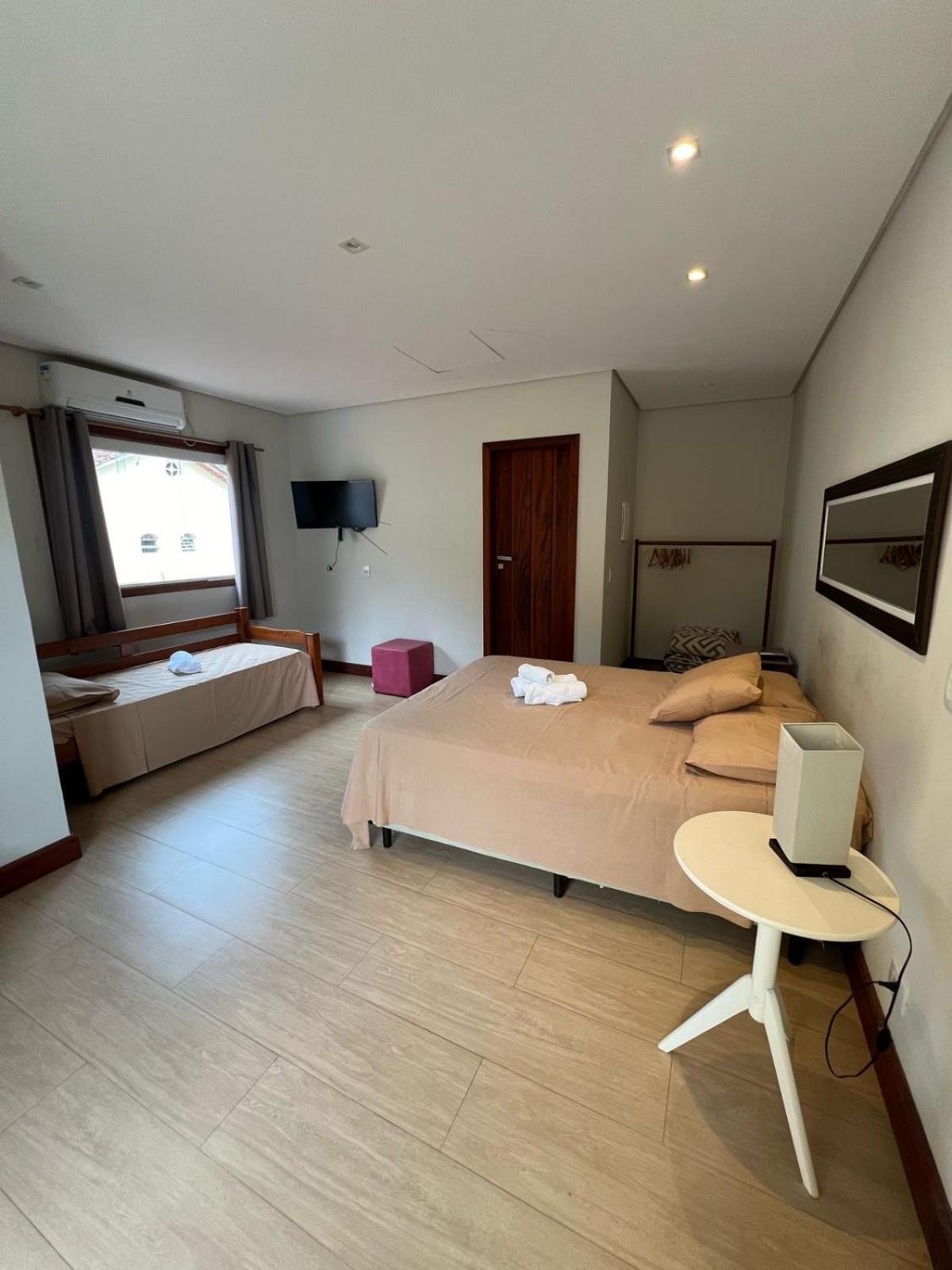 Standard Triple Room - Photo 1