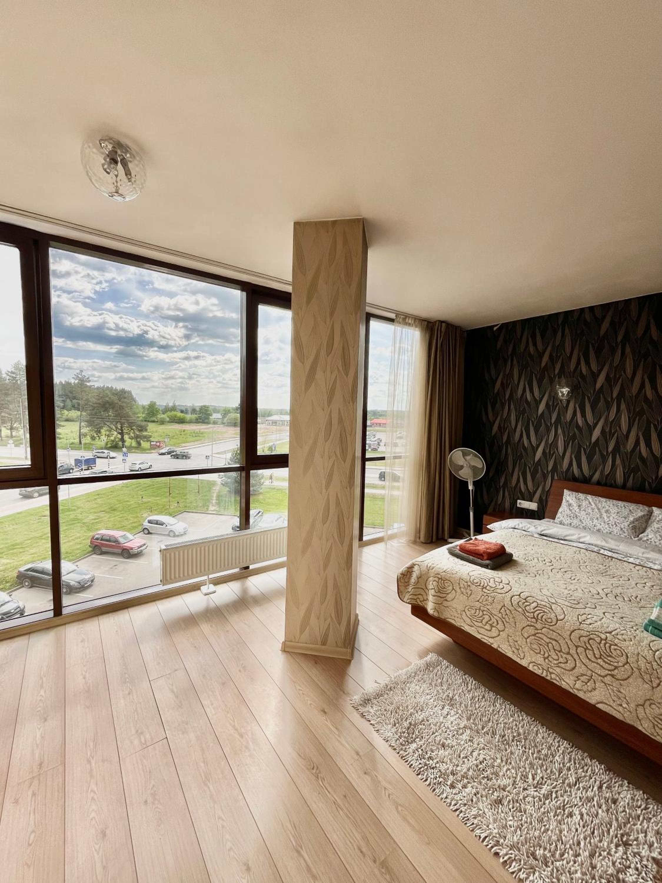 Three-Bedroom Apartment With Park View photo 1