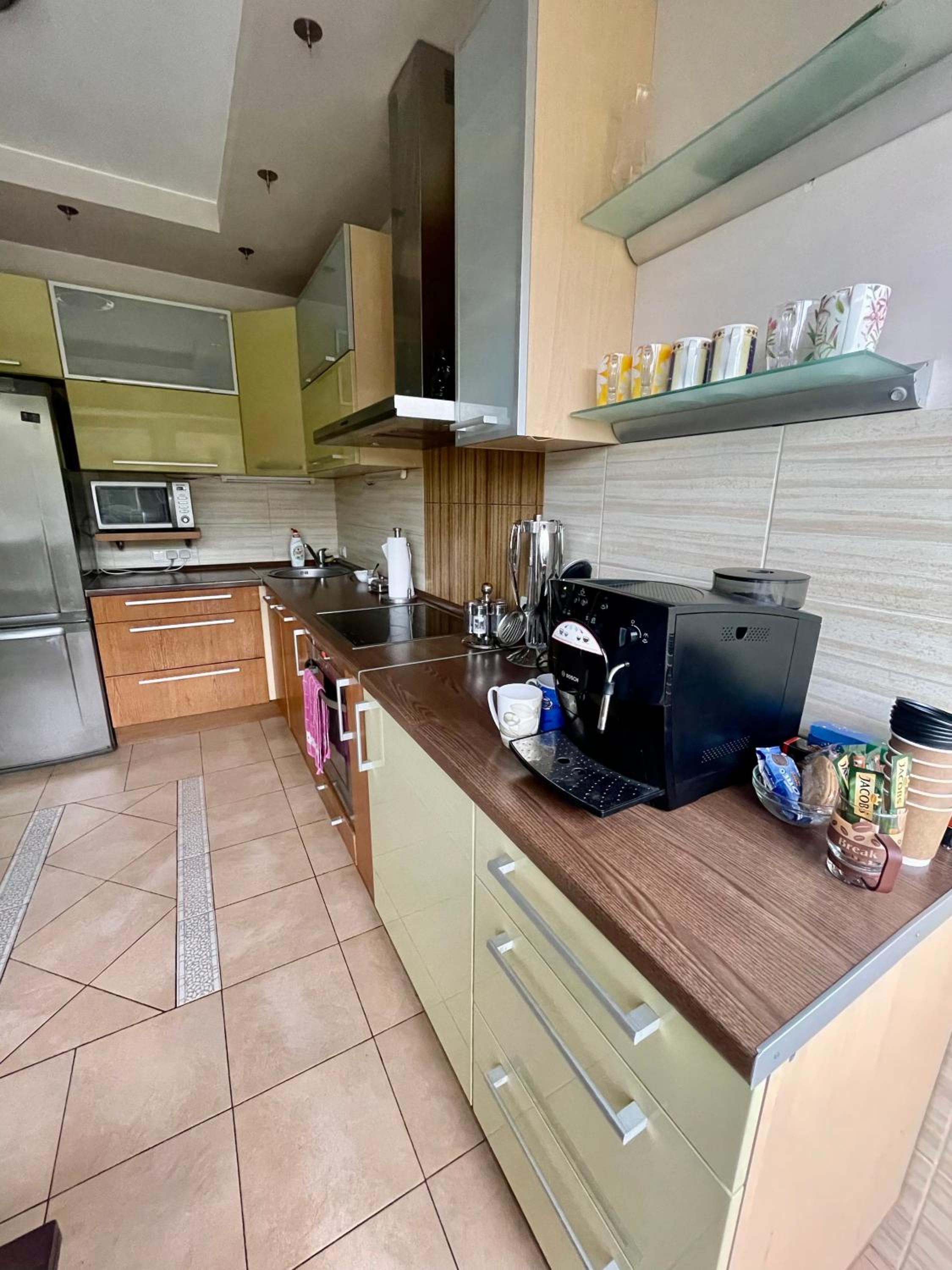 Three-Bedroom Apartment With Park View photo 2