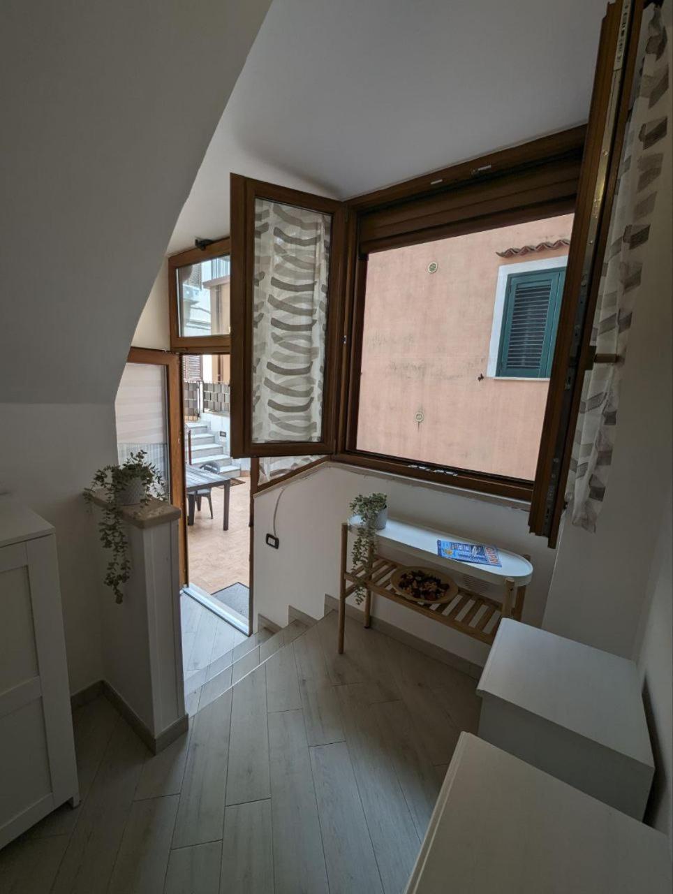 One-Bedroom House photo 3