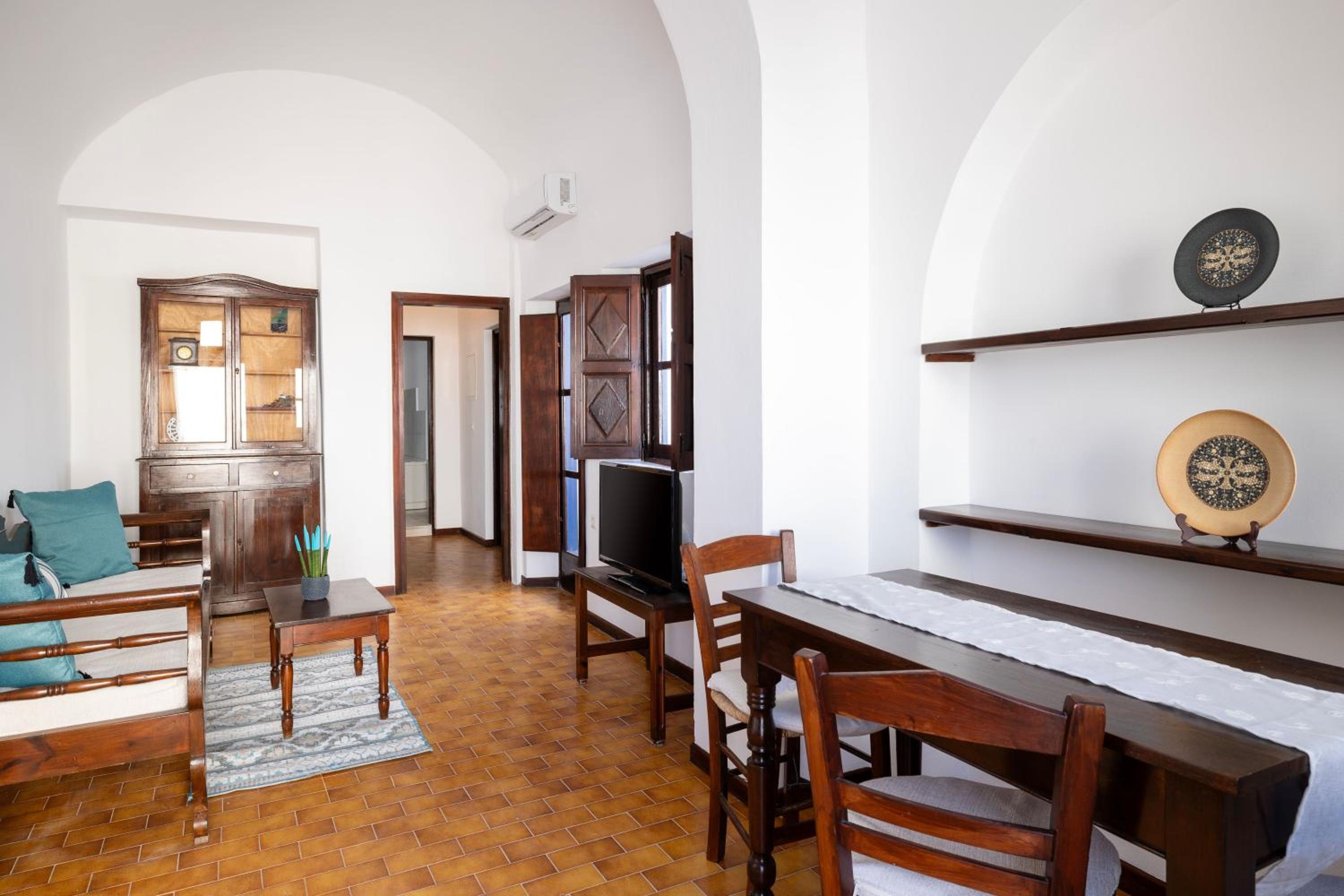 Apartment With Garden View