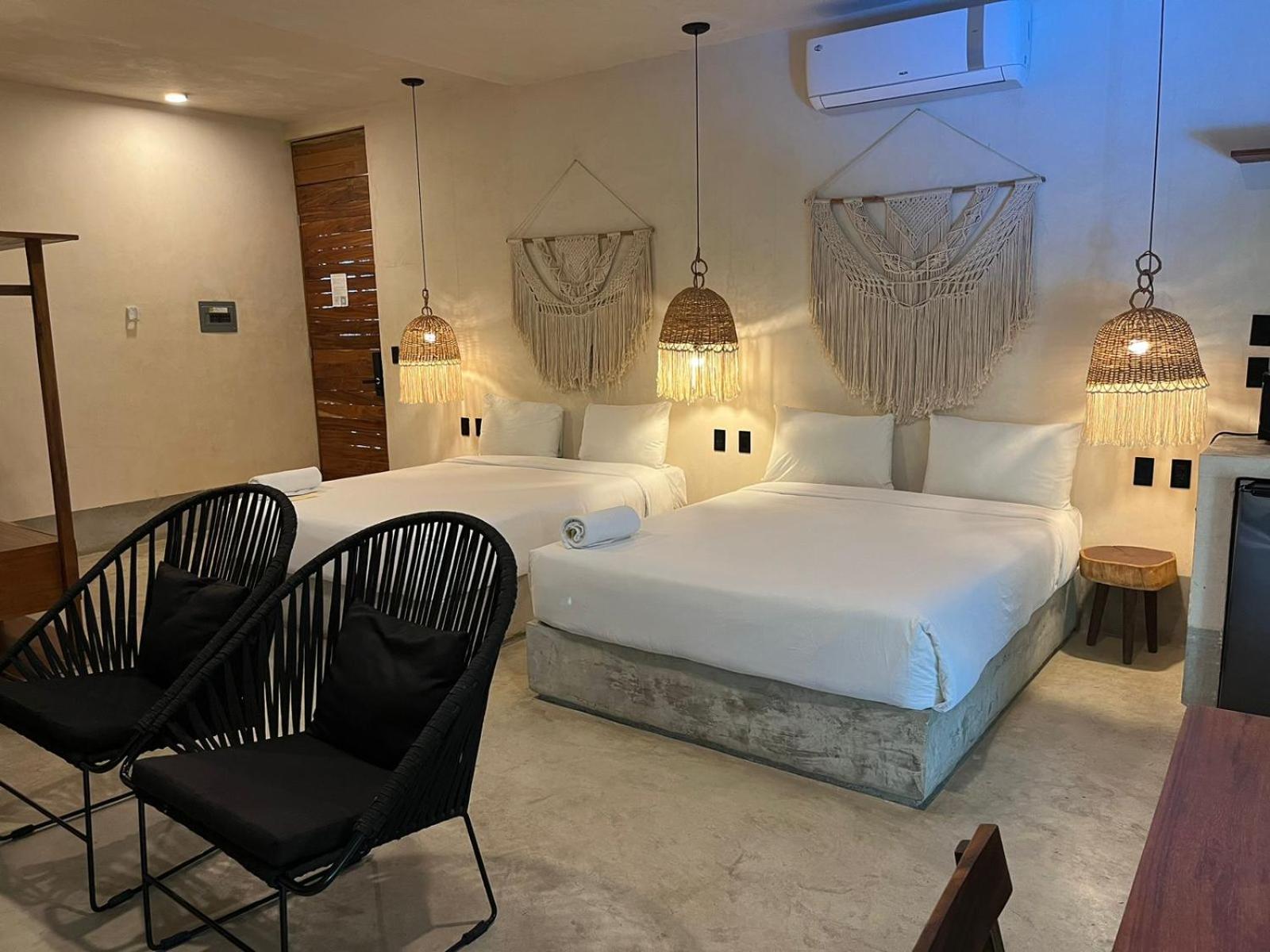 Deluxe Double Suite