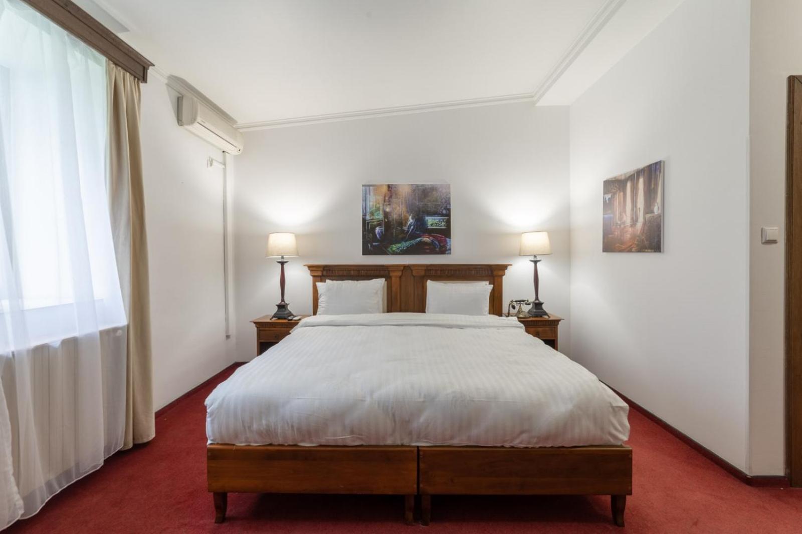 Deluxe Double Room - Photo 4