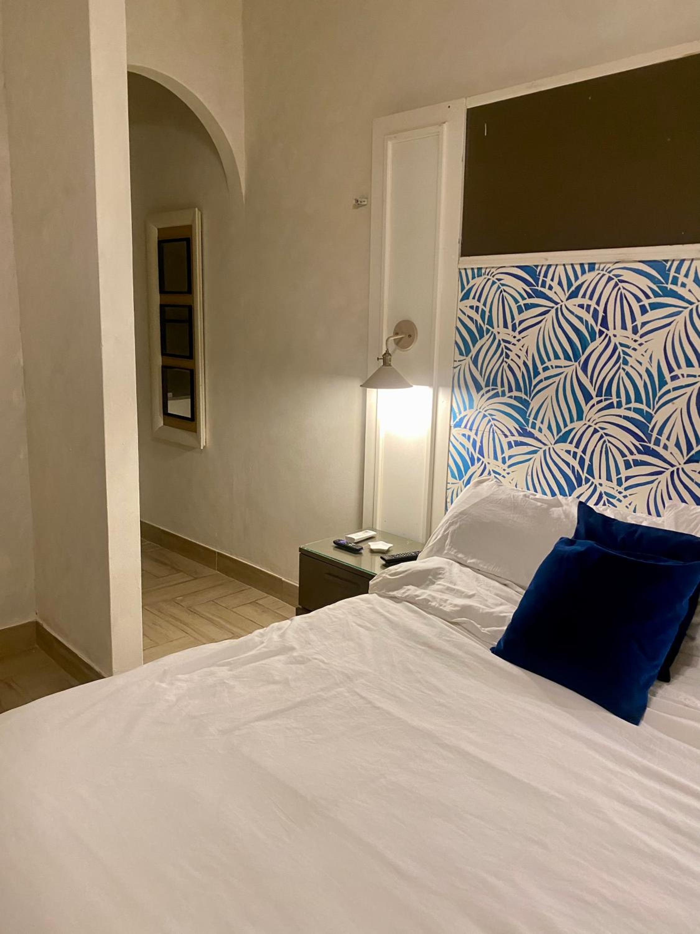 Deluxe King Room with Sea View