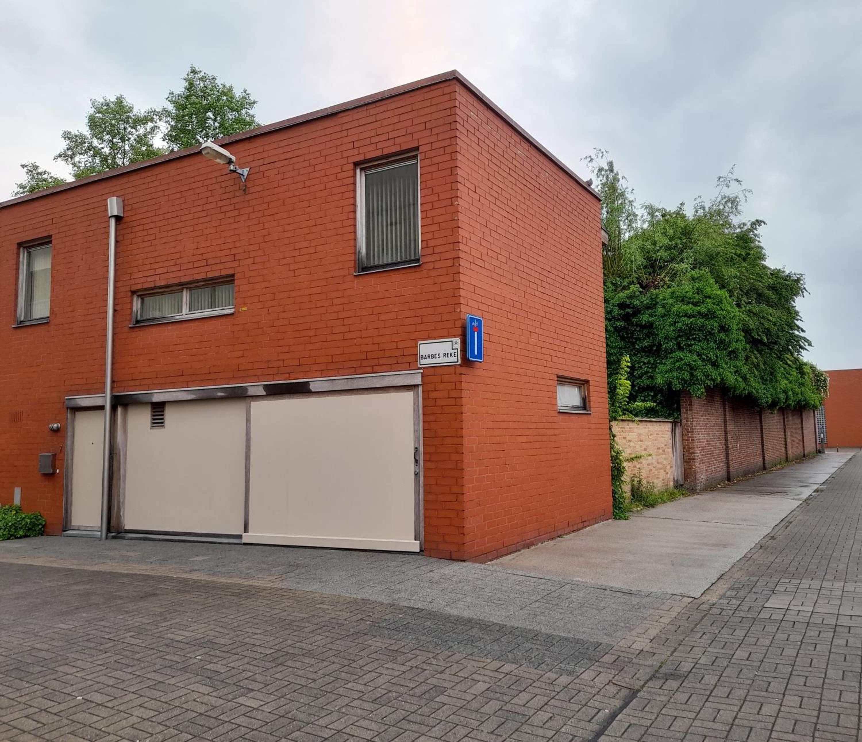 Three-Bedroom House photo 1