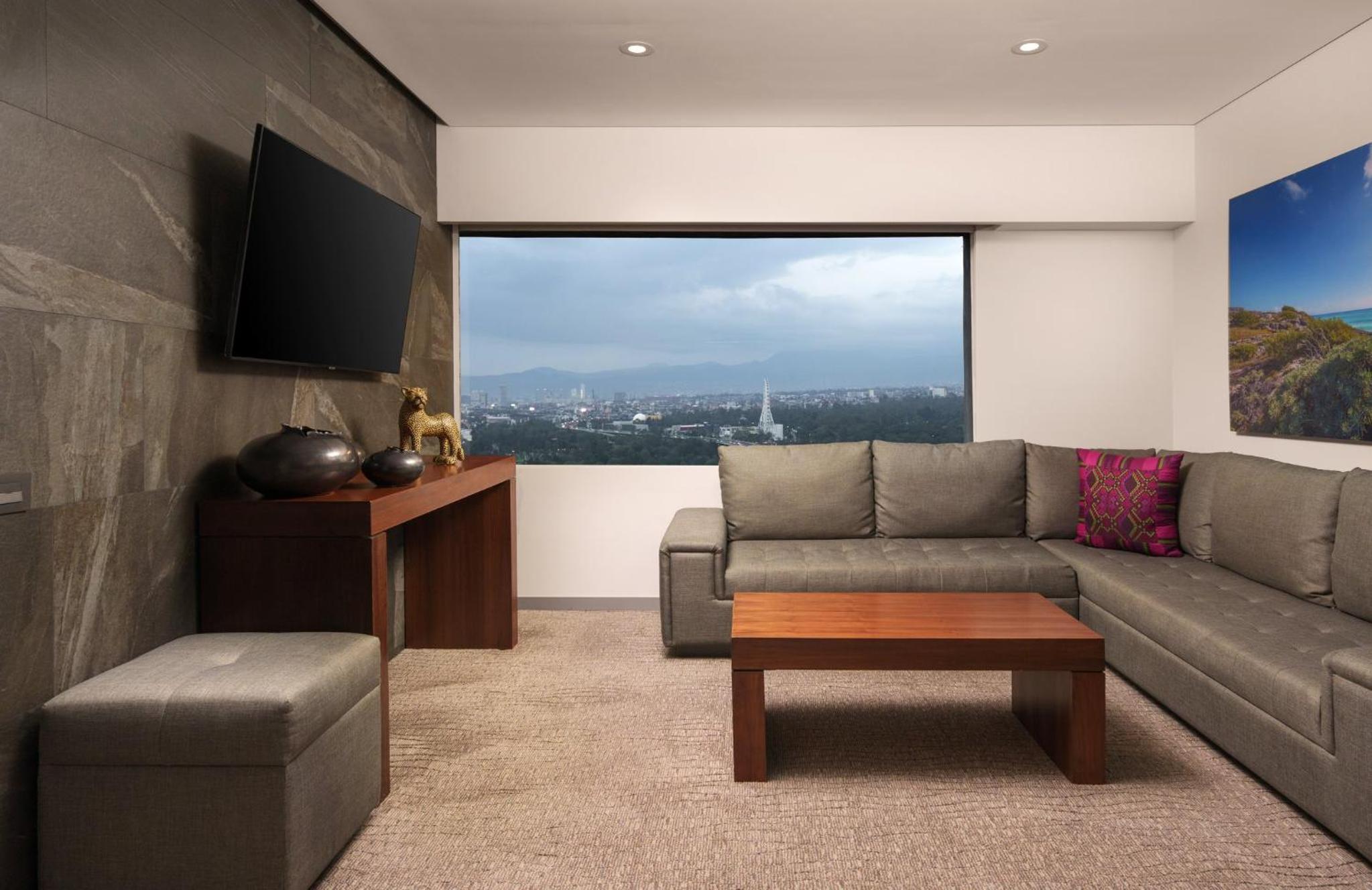 Club Floor Room with Two Beds