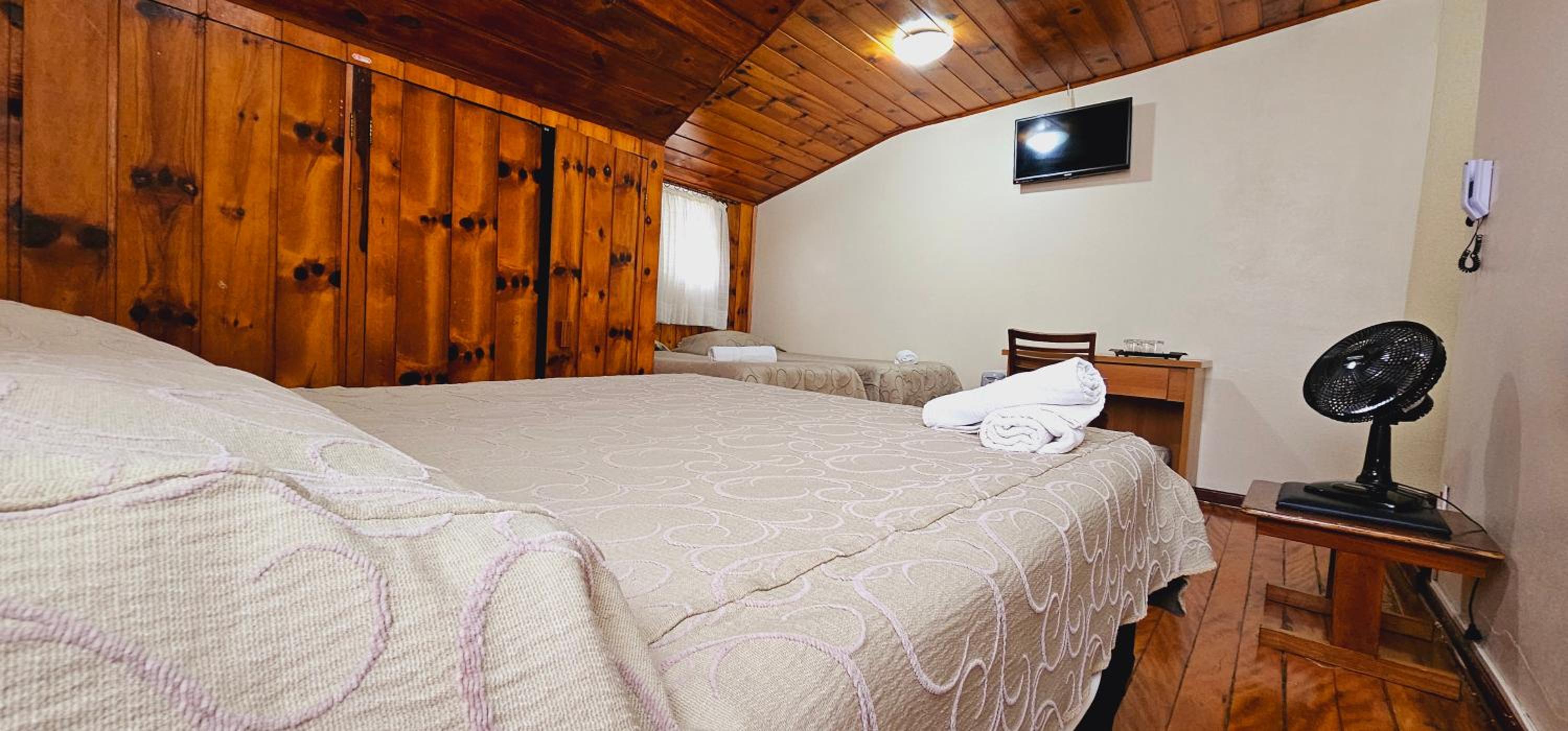 Economy Quintuple Room