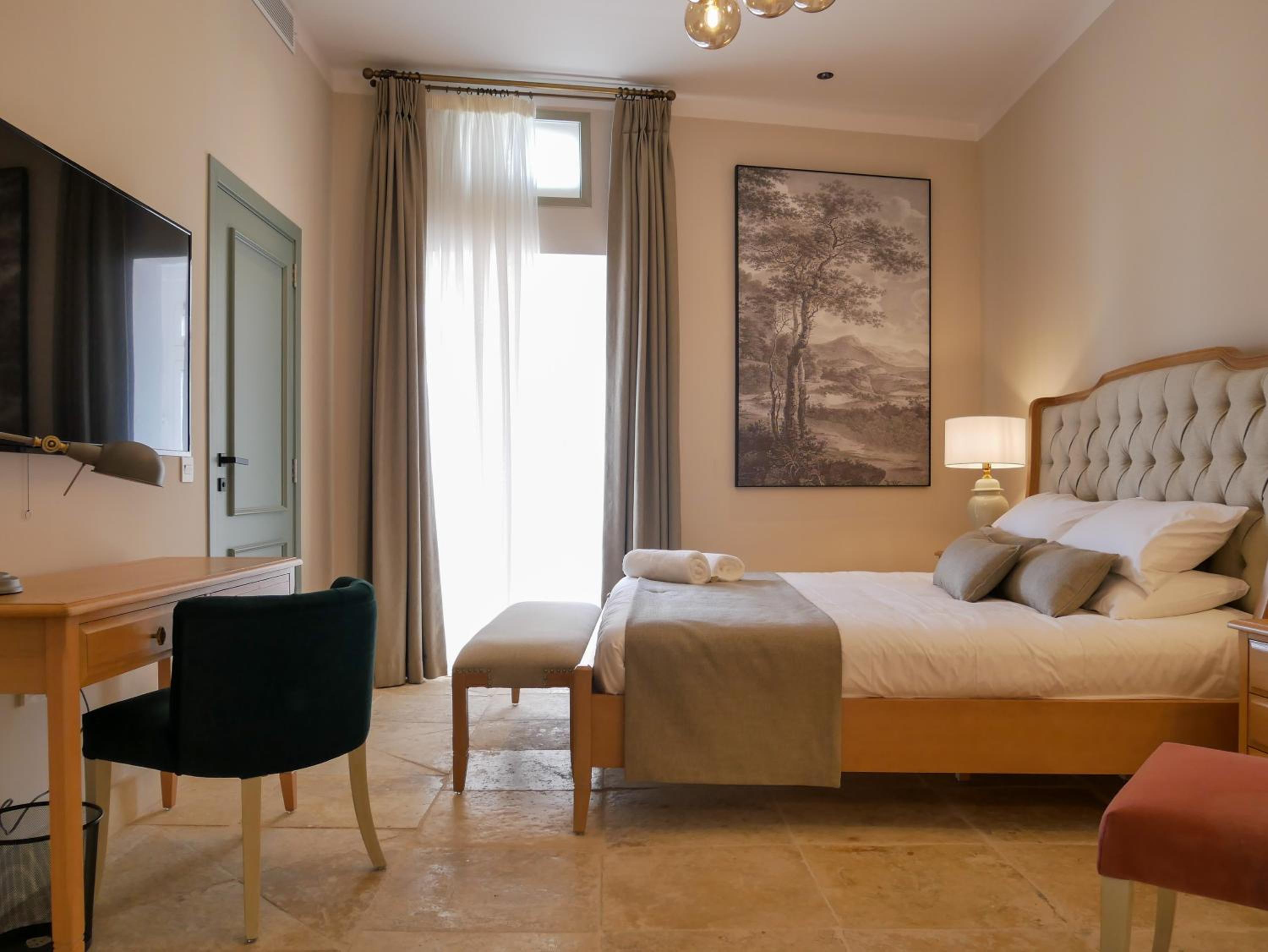 Deluxe Double Room with Balcony