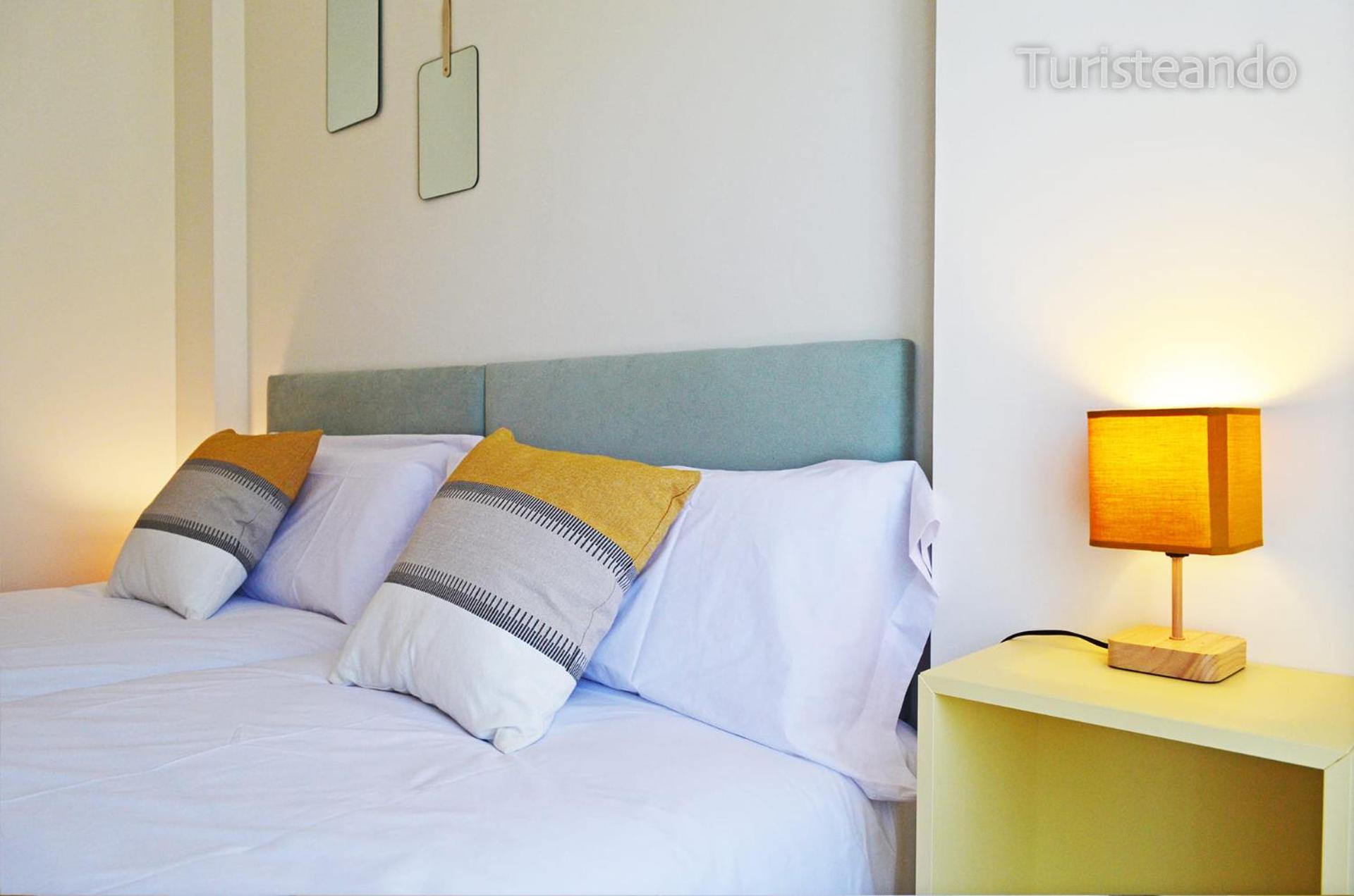 Apartamento de Dos Habitaciones con Vista a la Bahía