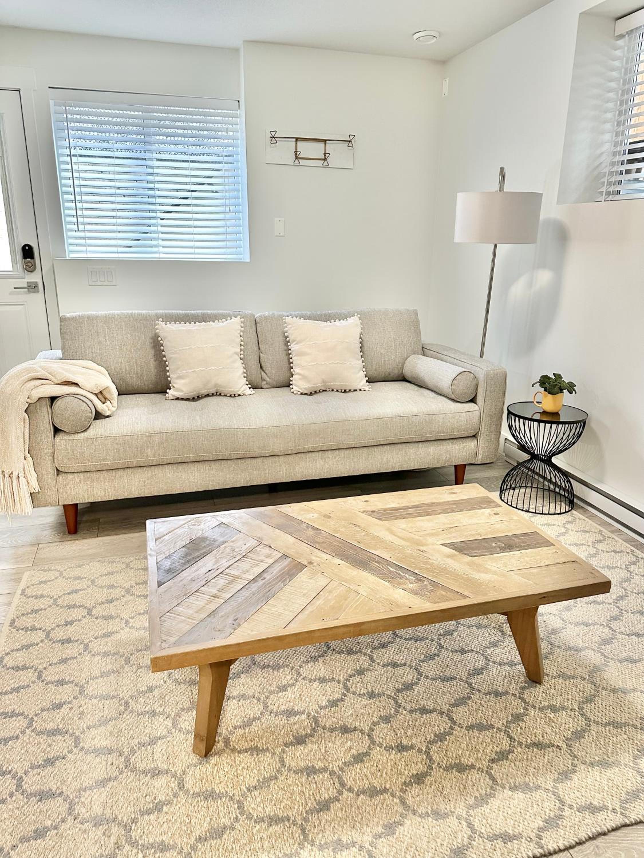 One-Bedroom House photo 1