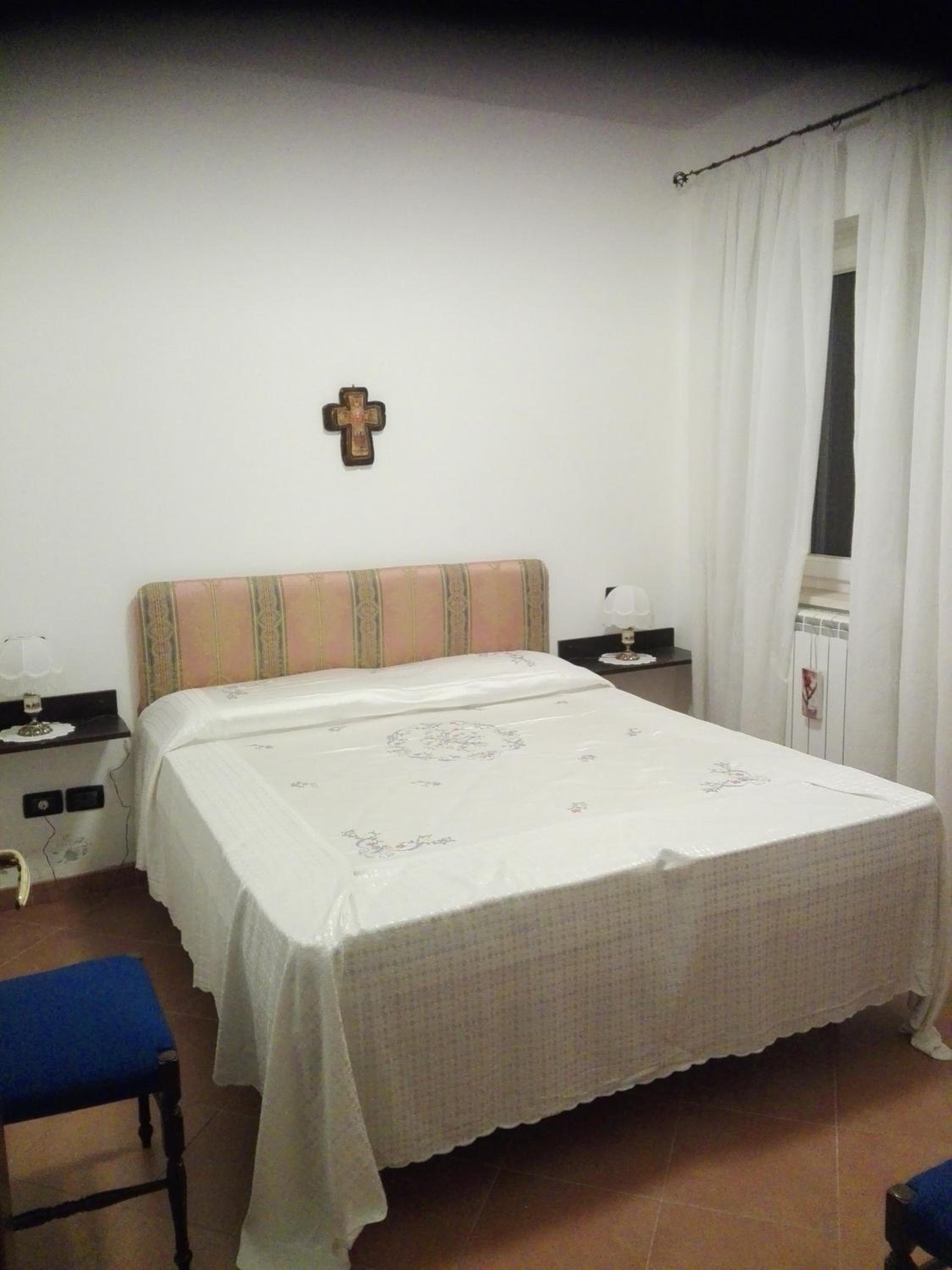 Four-Bedroom House photo 1