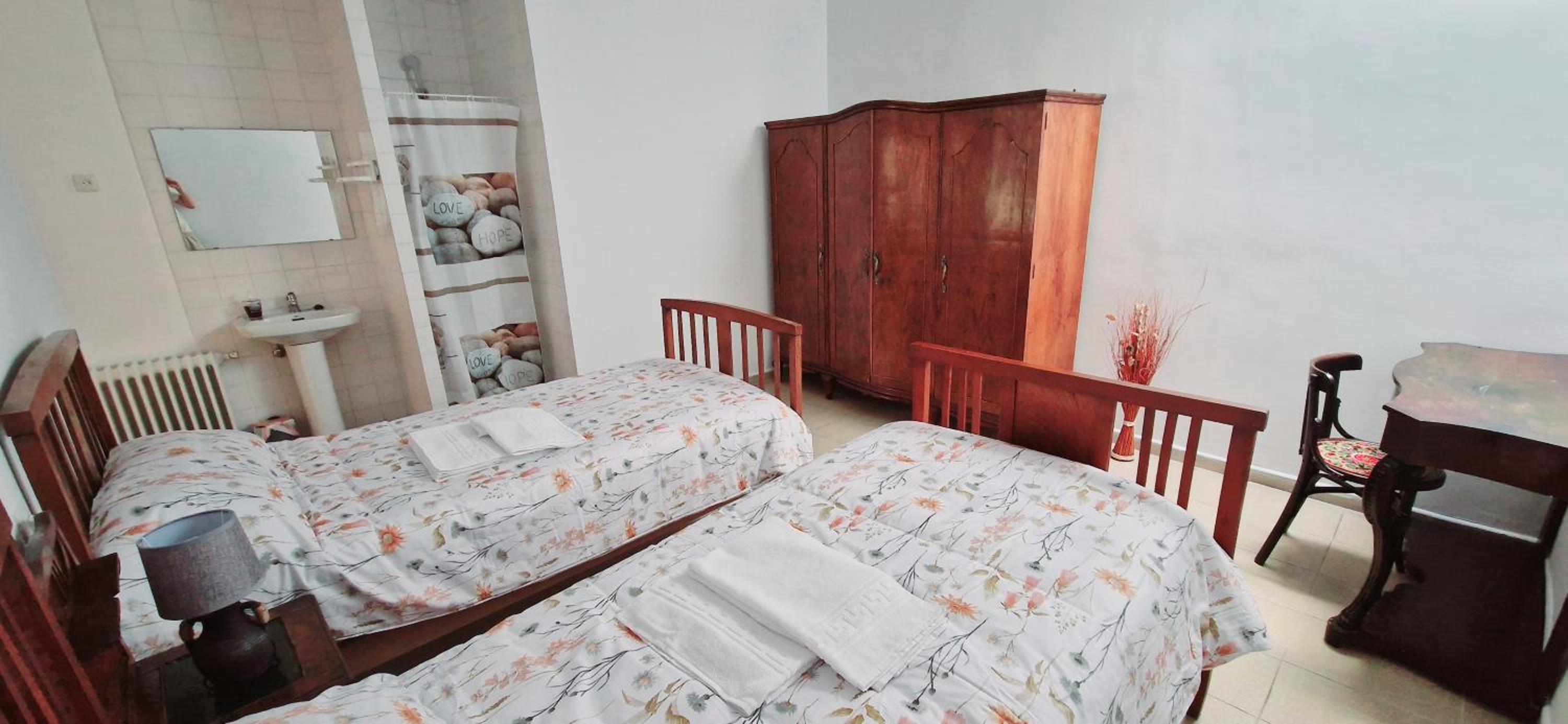 Habitación Doble con Ducha