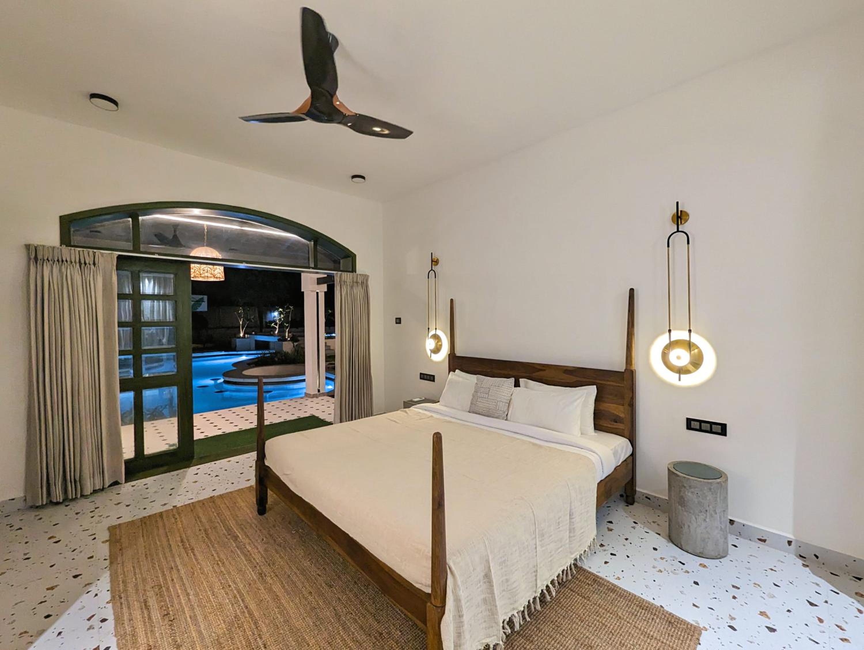 Pool View Room 1 photo 2