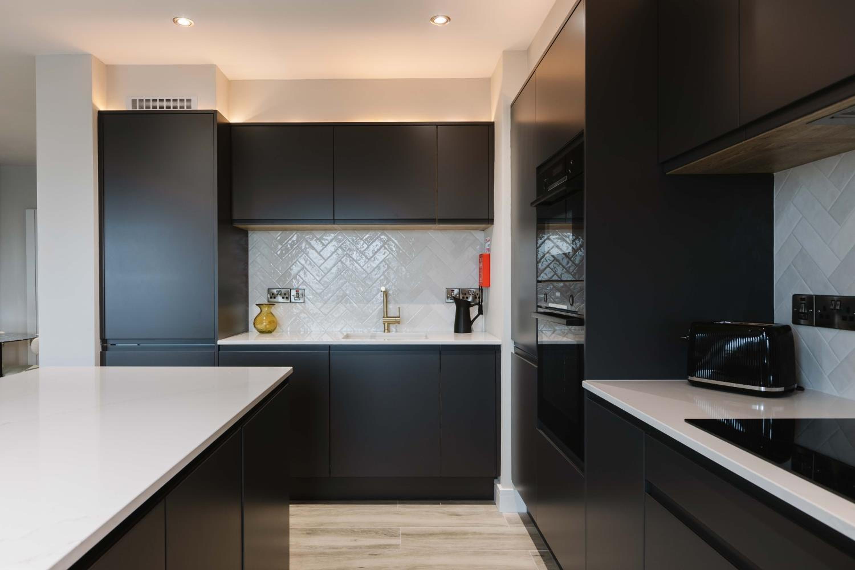 Two-Bedroom Apartment with Terrace photo 3