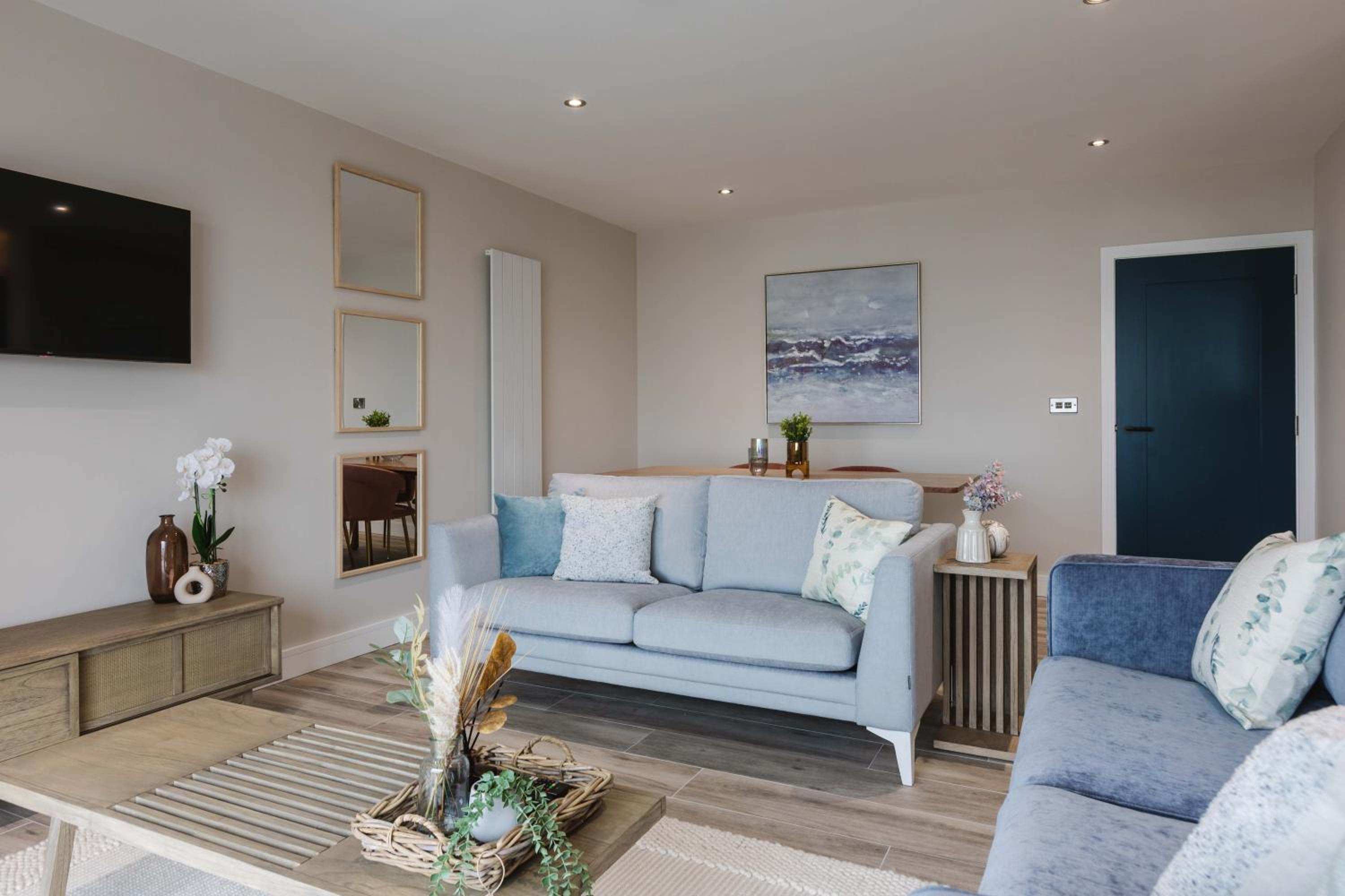 Two-Bedroom Apartment with Sea View photo 1