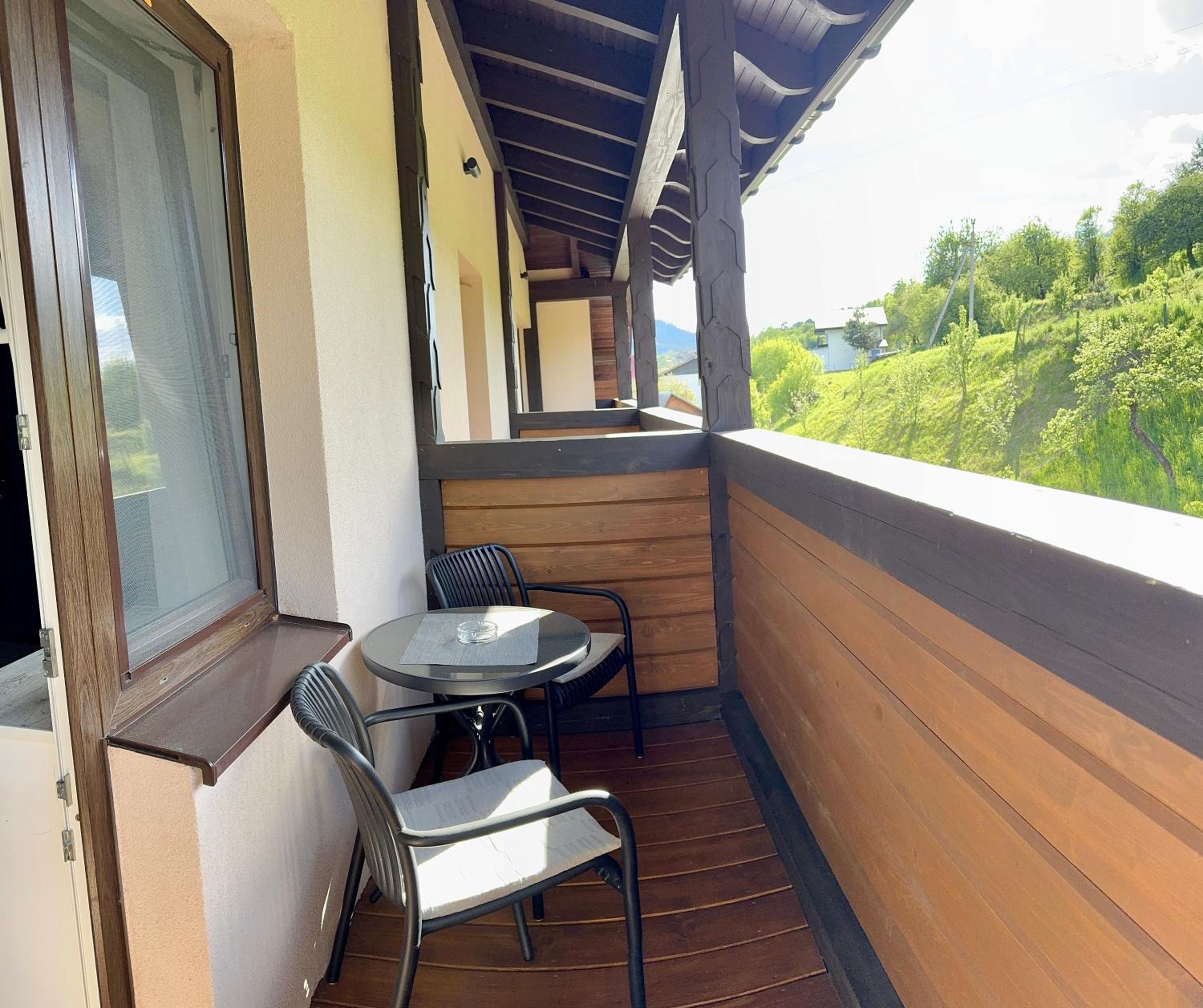 Twin Room with Balcony photo 2