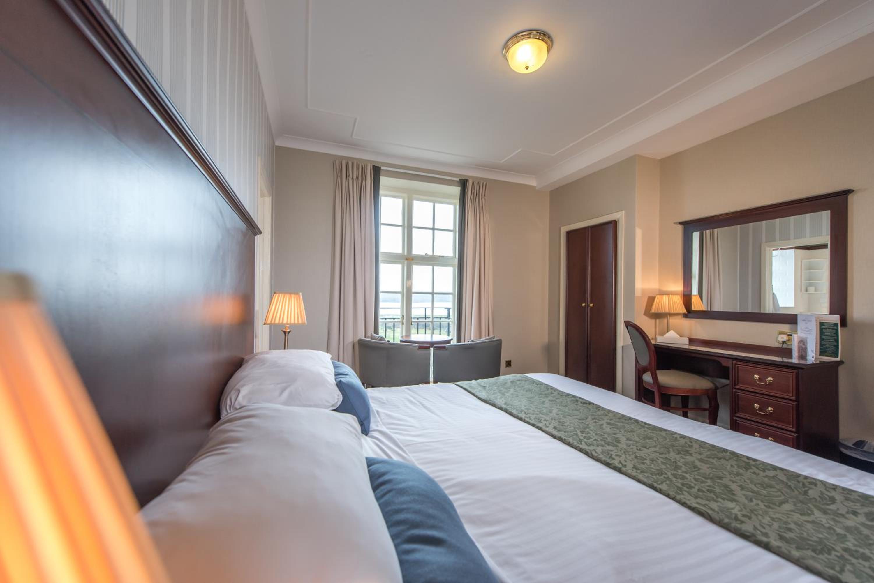 Superior Double Room with Sea View - Photo 6