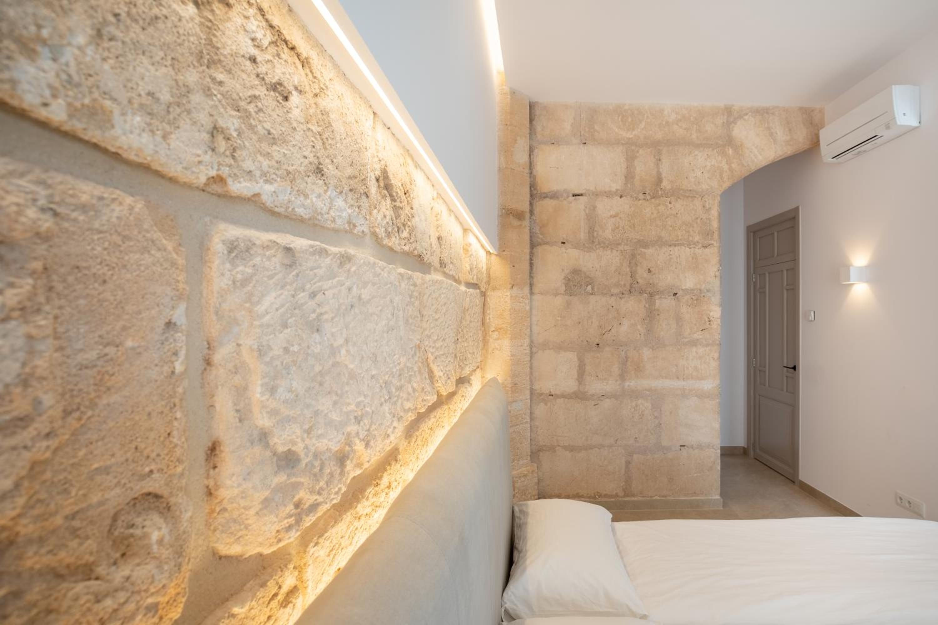 Casa de cuatro habitaciones