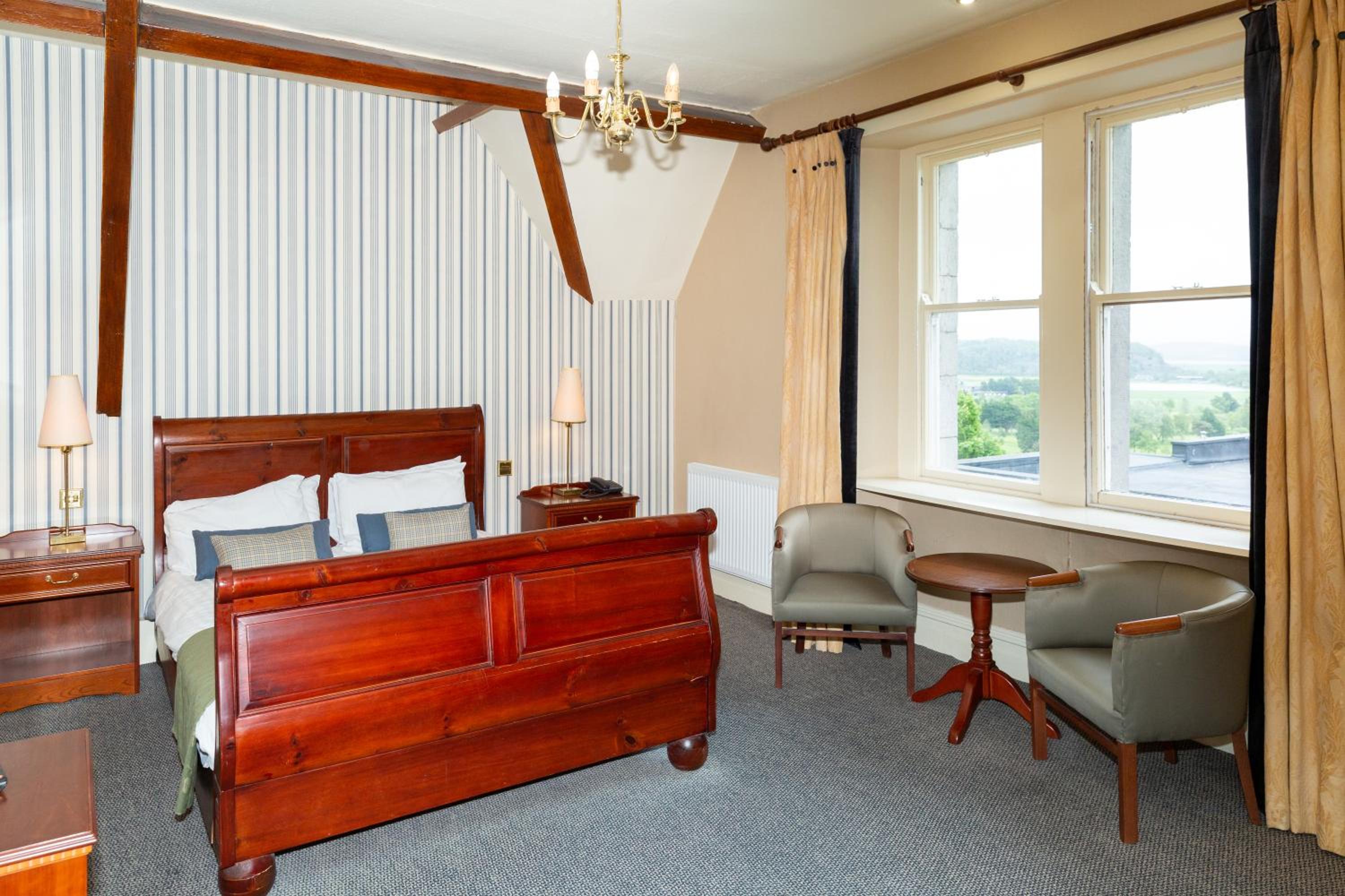 Family Suite - Photo 1