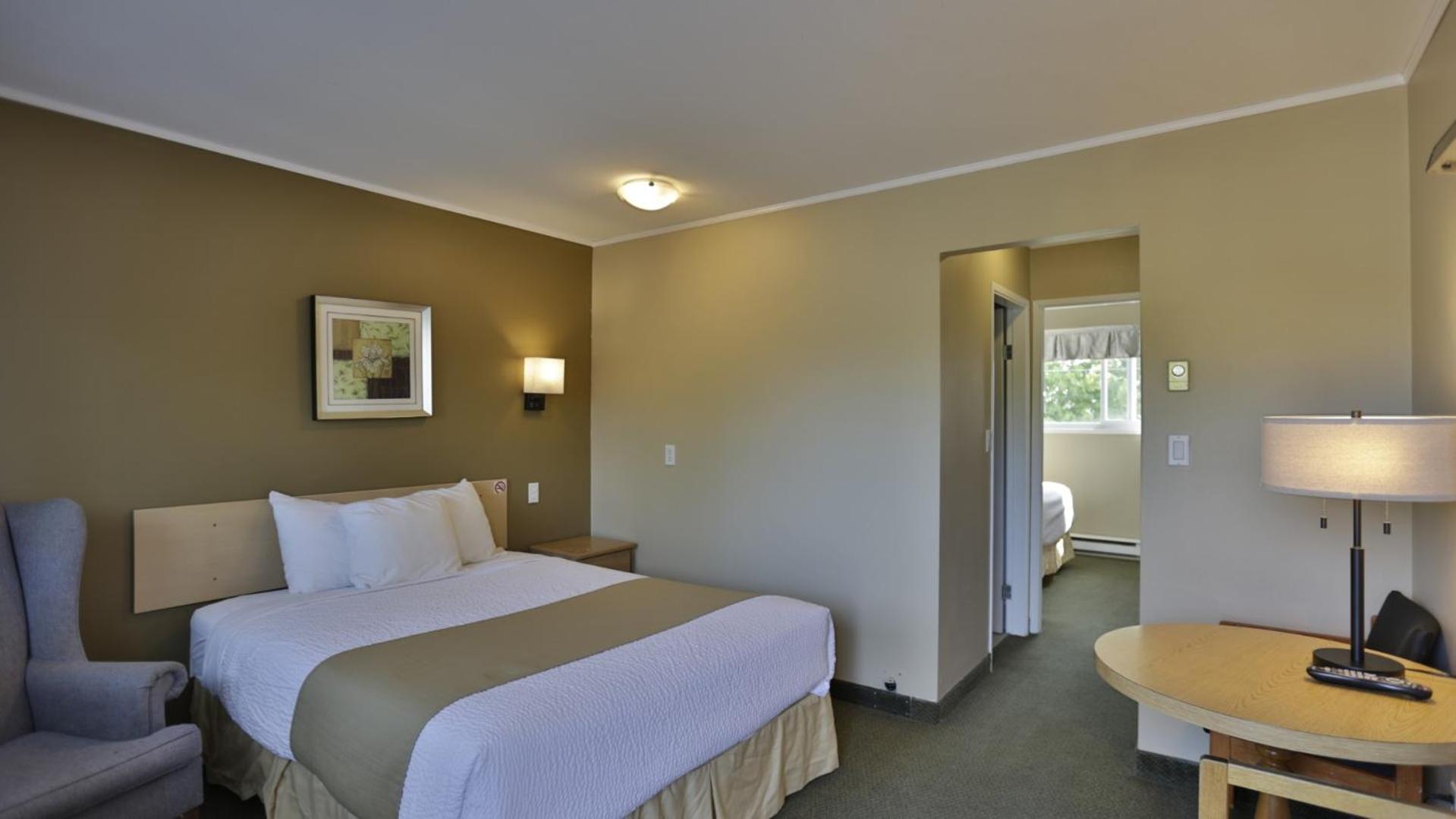 Double Room With Two Double Beds photo 1