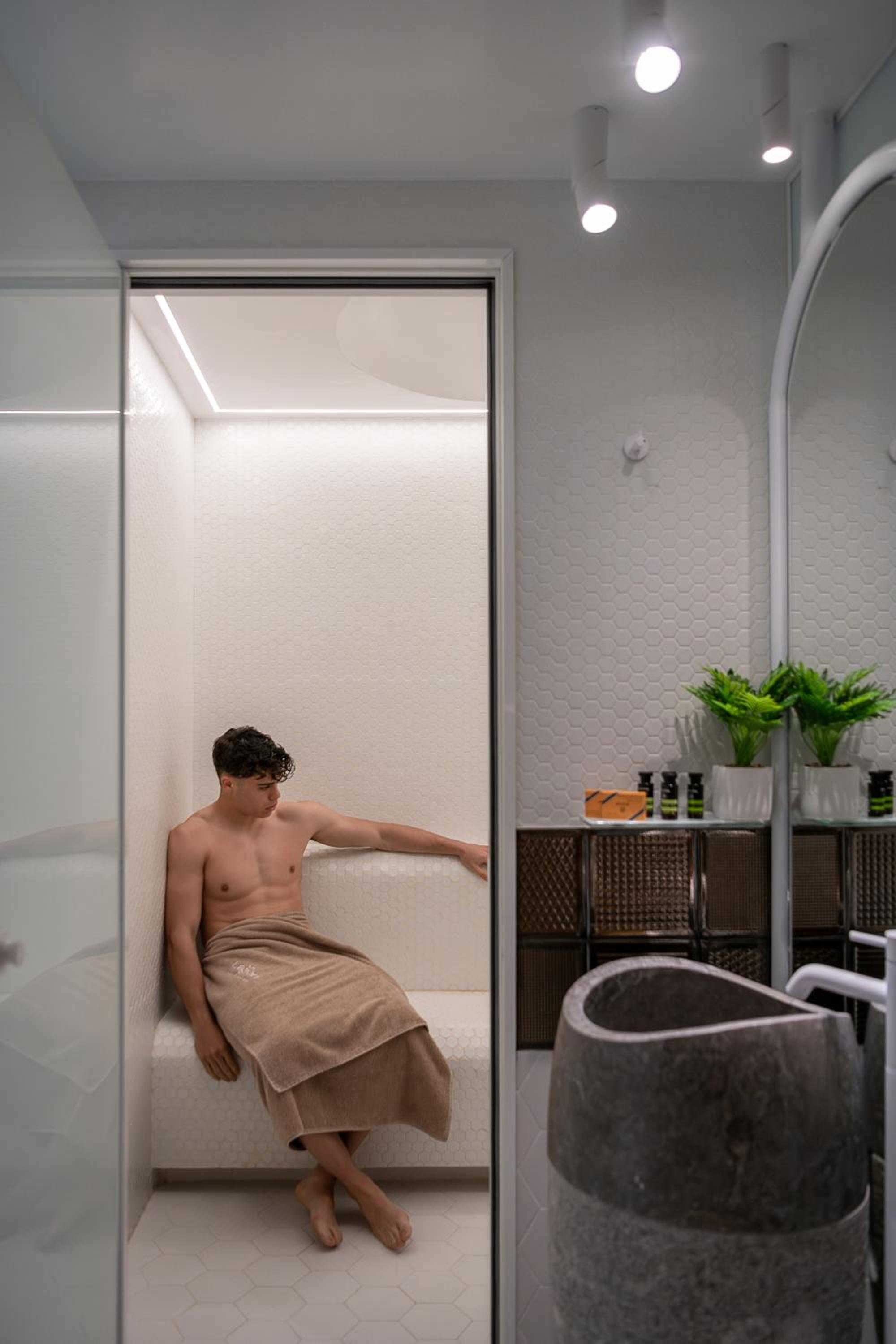Ambassador Room with Sea View and Private Pool - Photo 48
