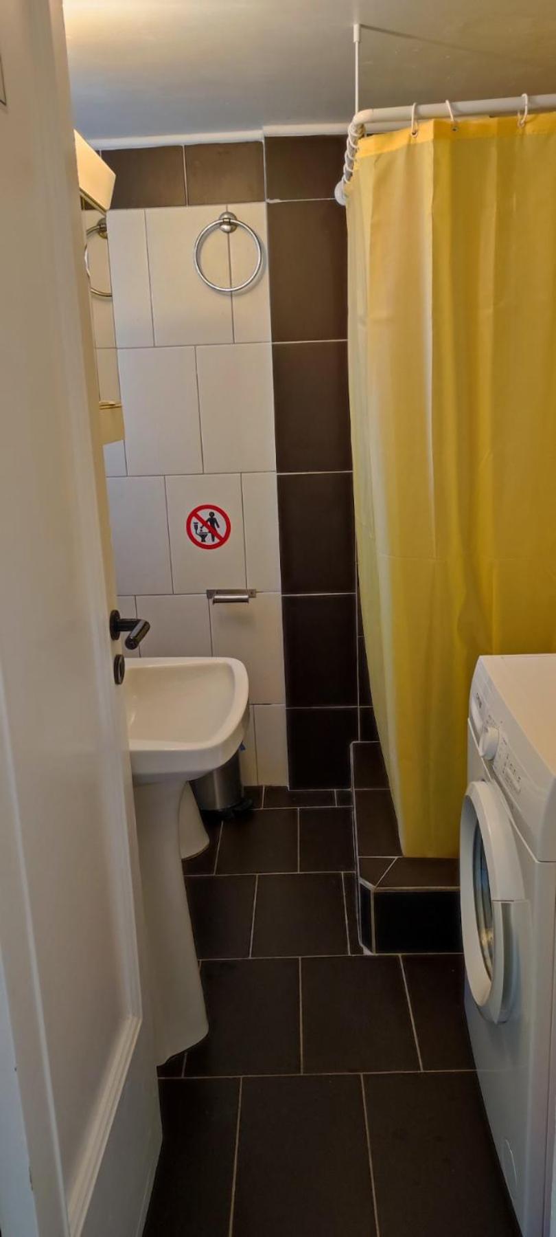 Single Room With Shared Bathroom