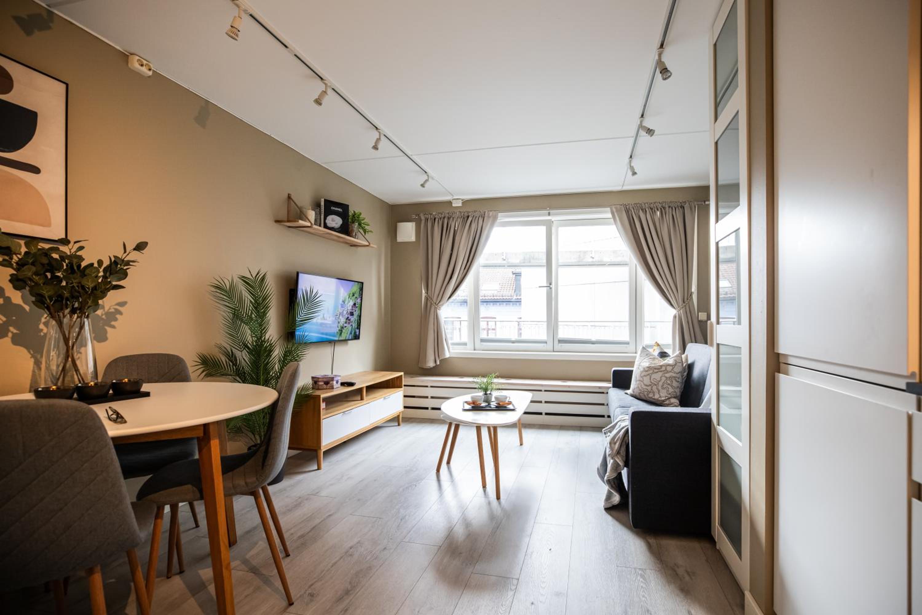 Apartment with Terrace photo 1